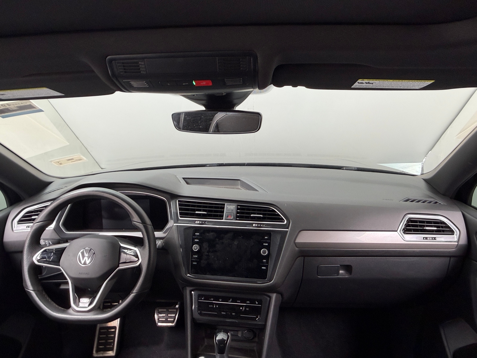 Thumbnail: 2023 Volkswagen Tiguan - 2