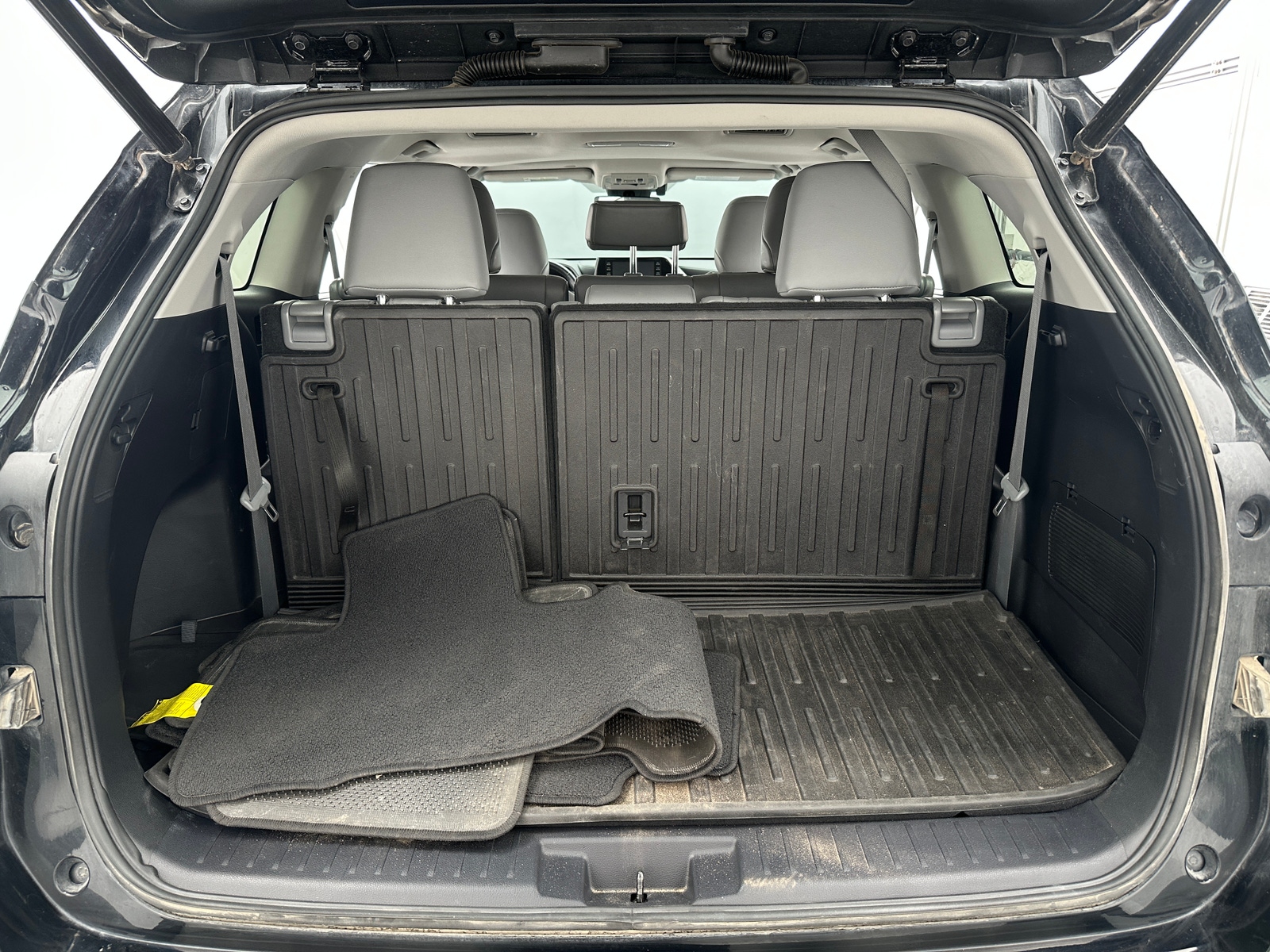 Thumbnail: 2021 Toyota Highlander - 6
