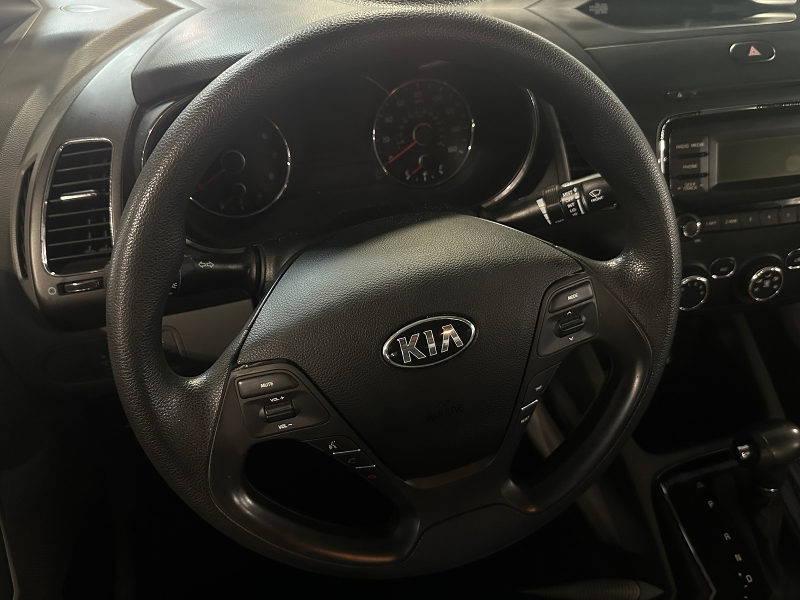 Thumbnail: 2017 Kia Forte - 5