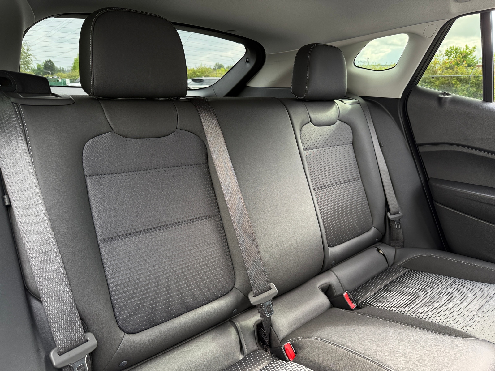 Thumbnail: 2025 Chevrolet Trax - 6