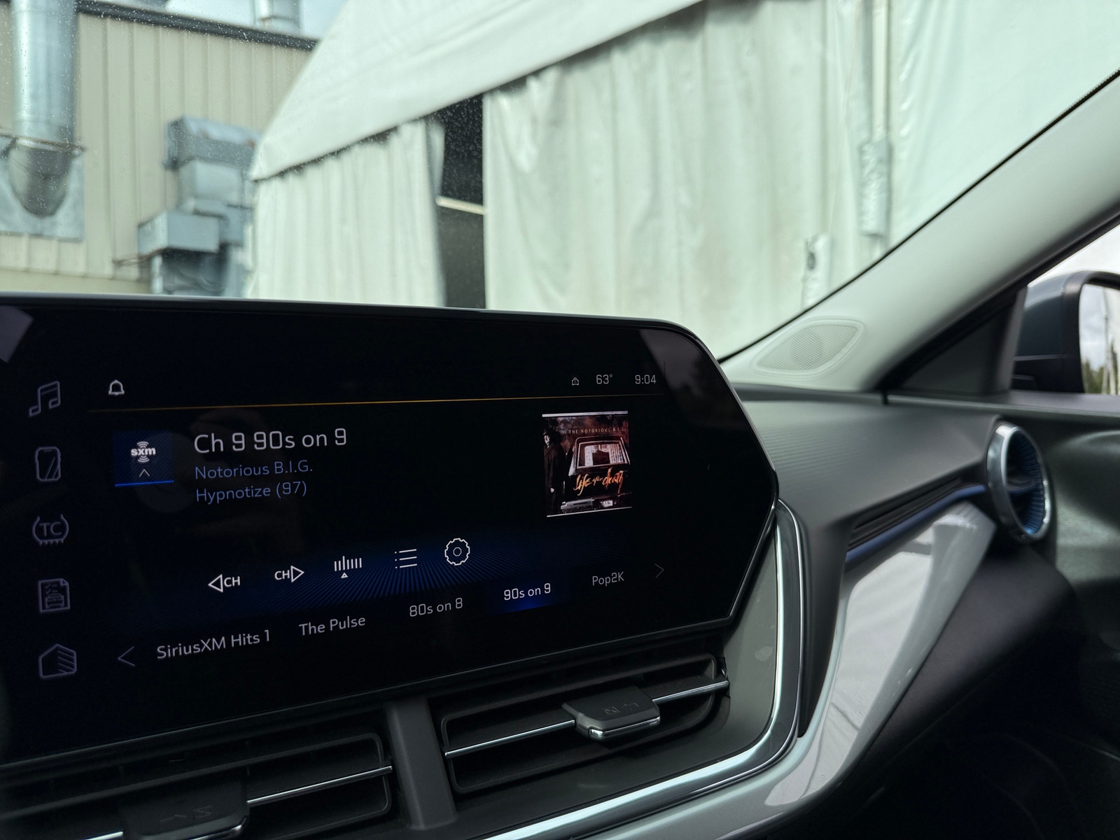 Thumbnail: 2025 Chevrolet Trax - 4