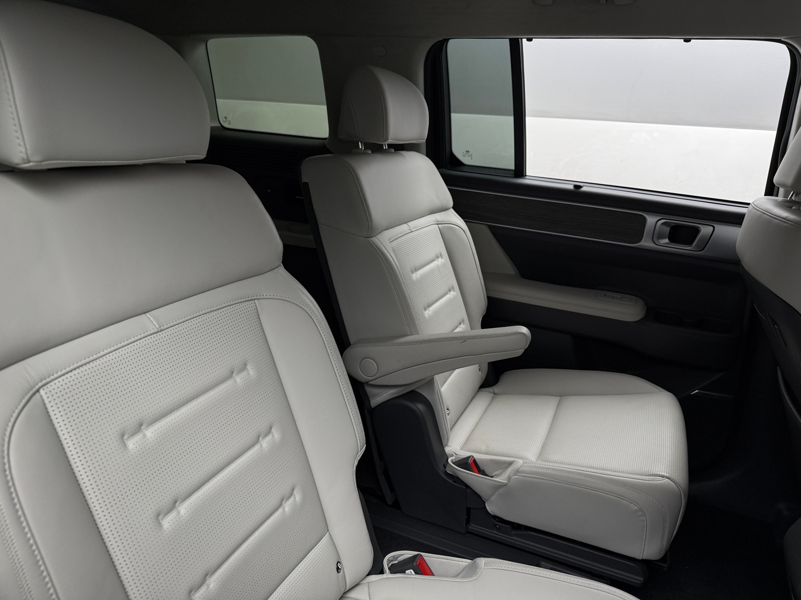 Thumbnail: 2025 Hyundai Santa Fe - 5