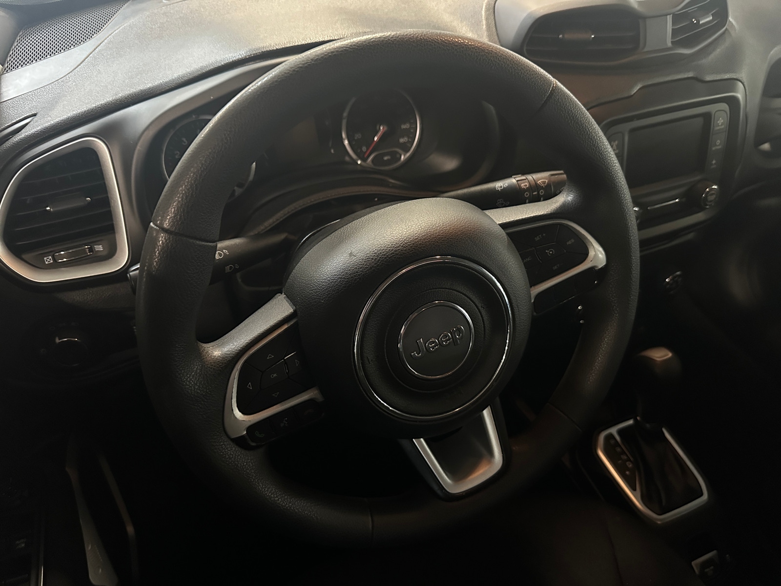 Thumbnail: 2020 Jeep Renegade - 5