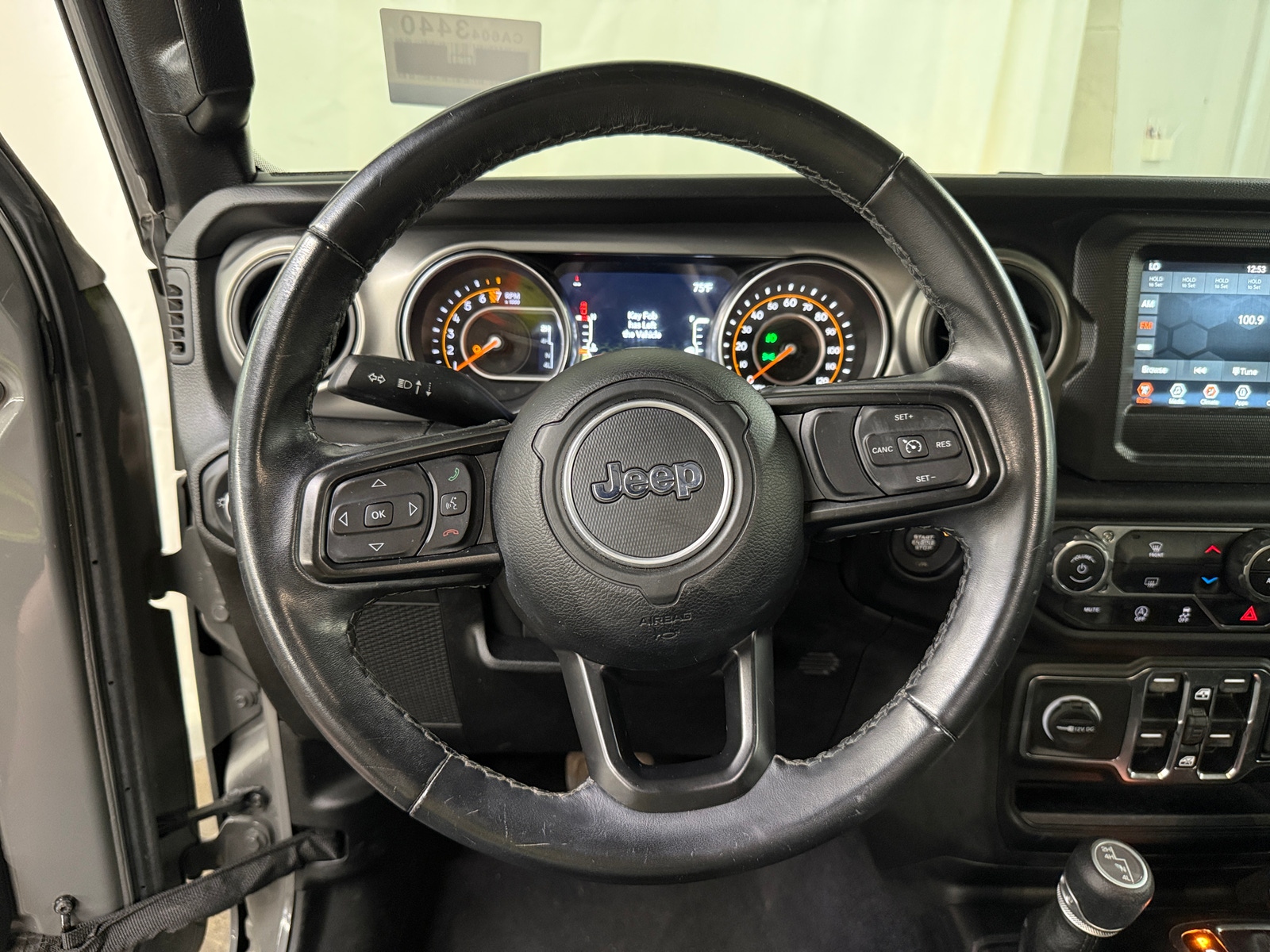 Thumbnail: 2021 Jeep Gladiator - 5