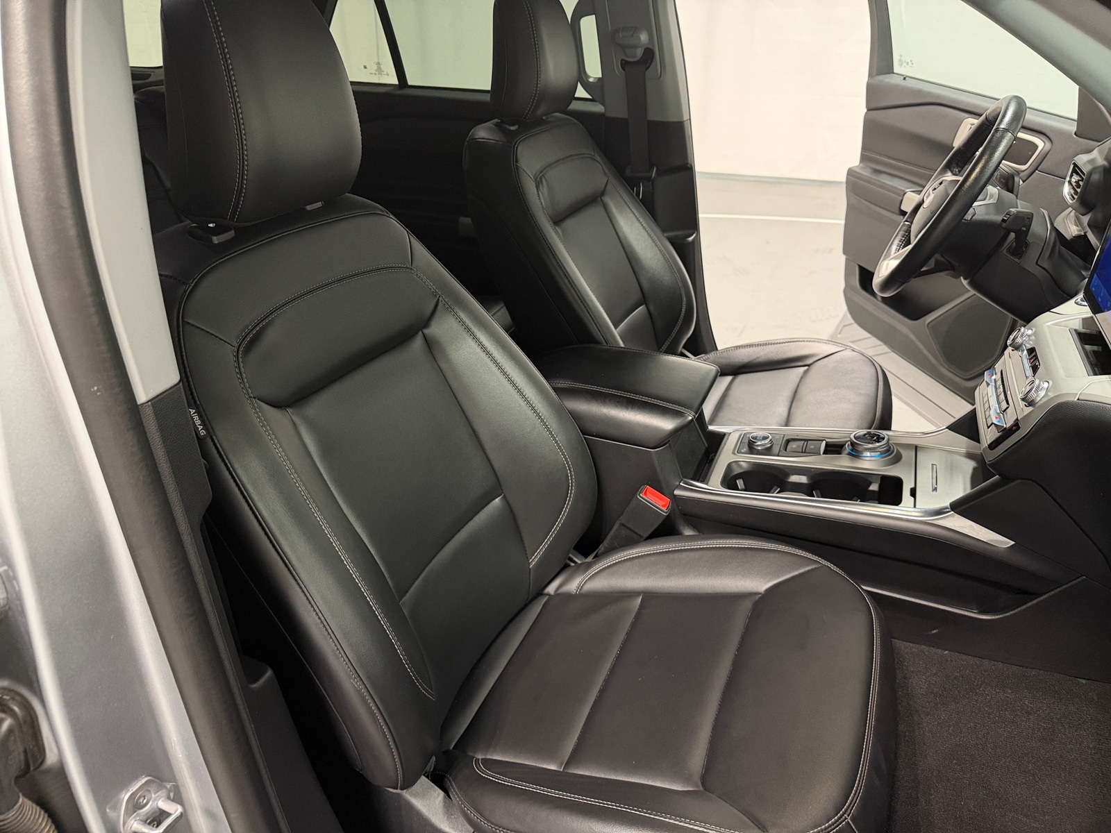 Thumbnail: 2023 Ford Explorer - 2