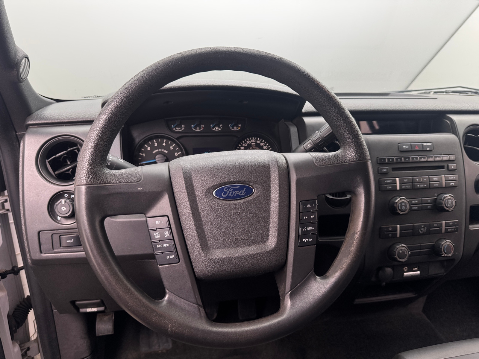 Thumbnail: 2014 Ford Econoline - 5