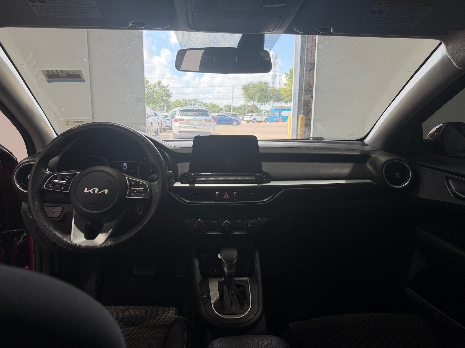 Thumbnail: 2023 Kia Forte - 3