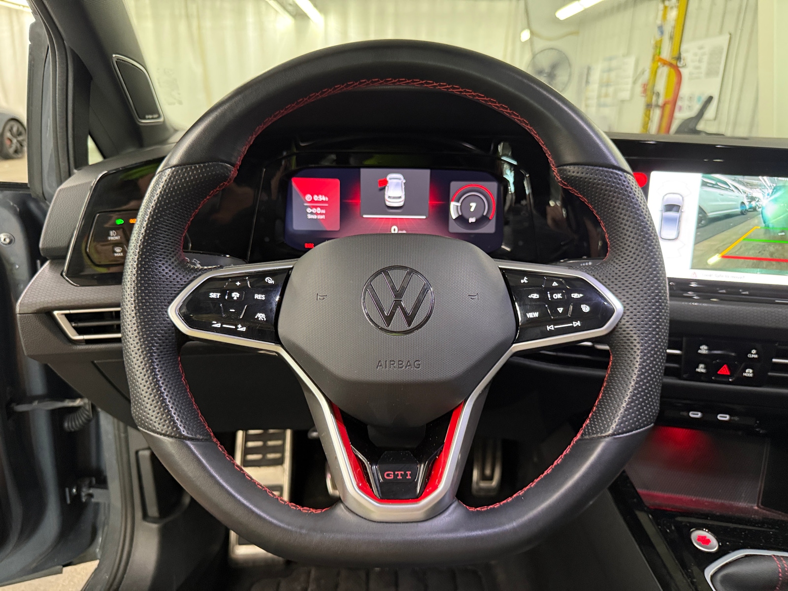 Thumbnail: 2024 Volkswagen Golf - 4
