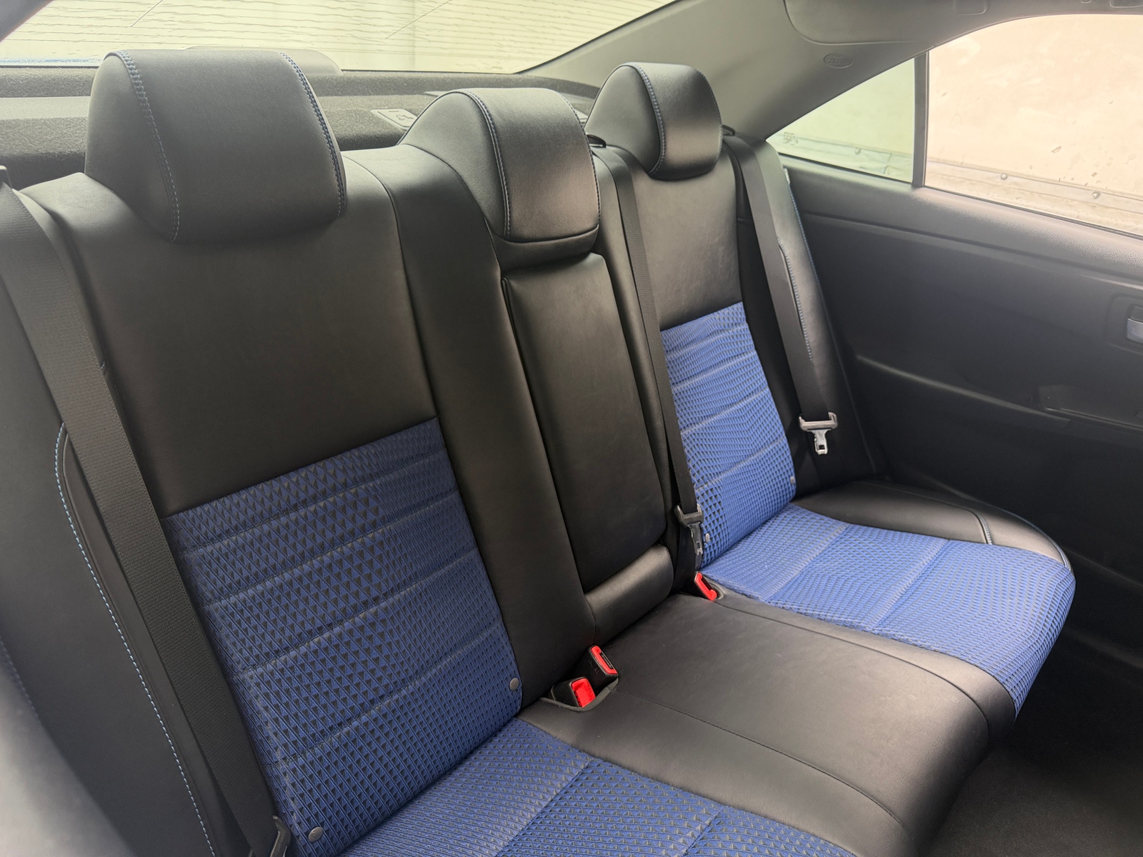 Thumbnail: 2016 Toyota Camry - 6