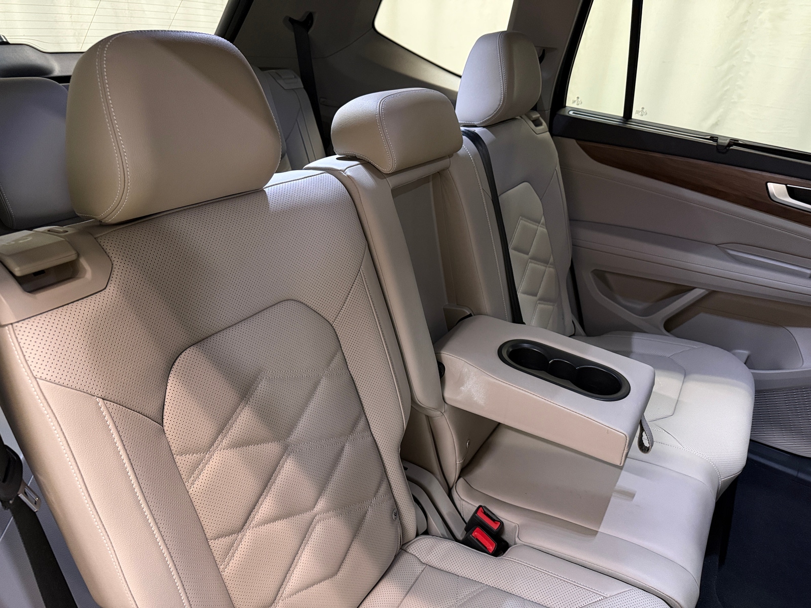Thumbnail: 2026 Volkswagen Atlas - 5