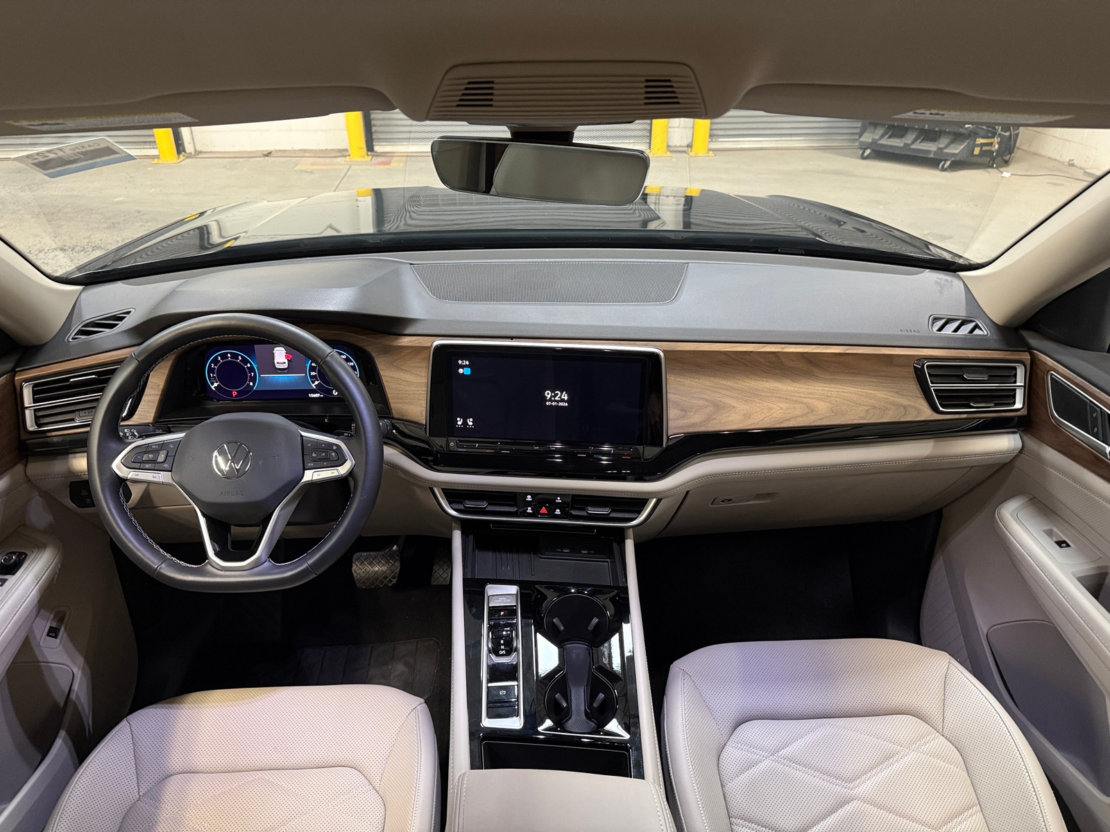 Thumbnail: 2026 Volkswagen Atlas - 2