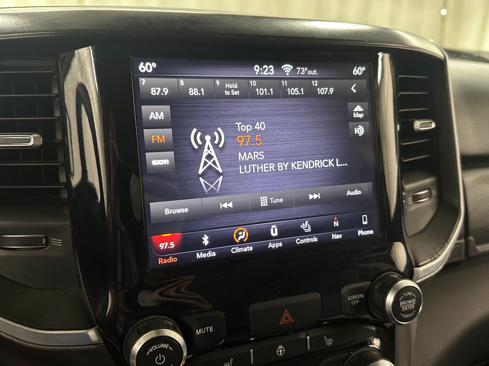 Thumbnail: 2019 RAM 1500 - 4