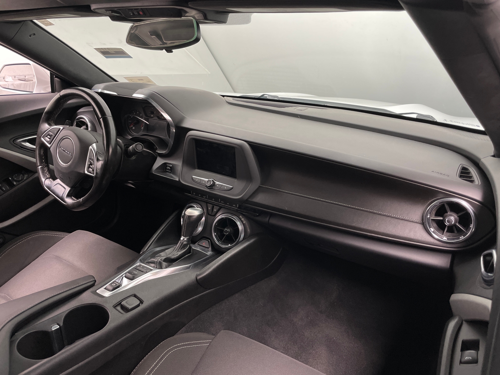 Thumbnail: 2019 Chevrolet Camaro - 3