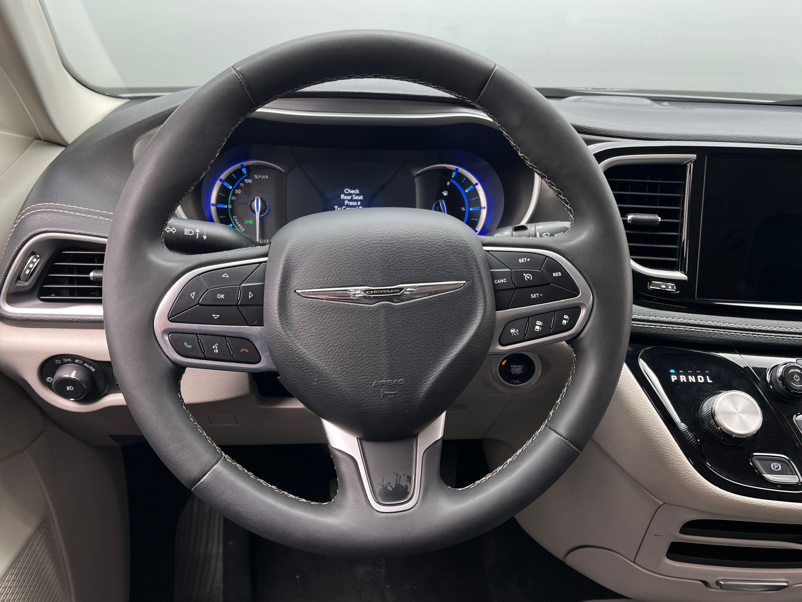 Thumbnail: 2024 Chrysler Pacifica - 4