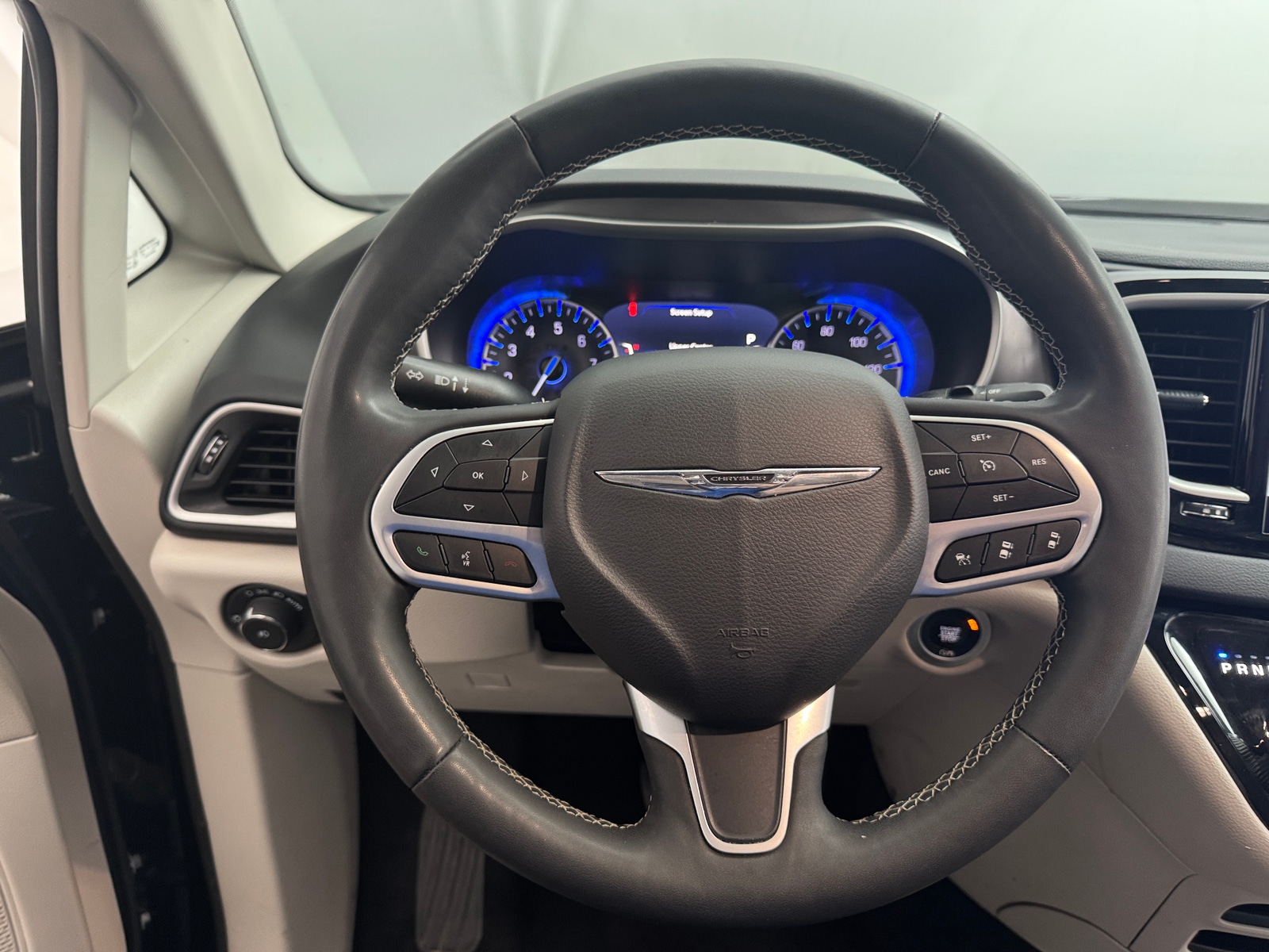 Thumbnail: 2024 Chrysler Pacifica - 4