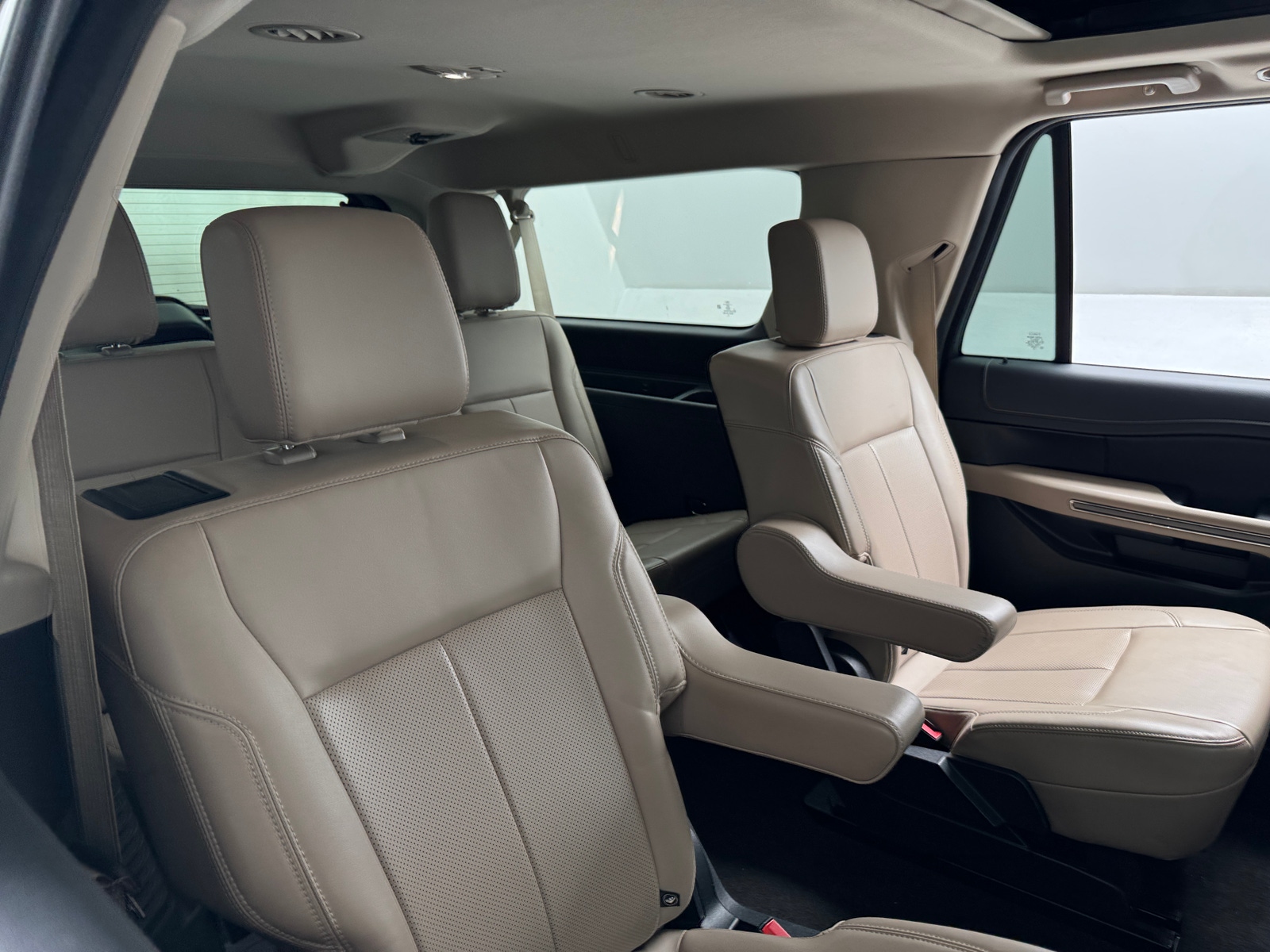 Thumbnail: 2022 Ford Expedition MAX - 6