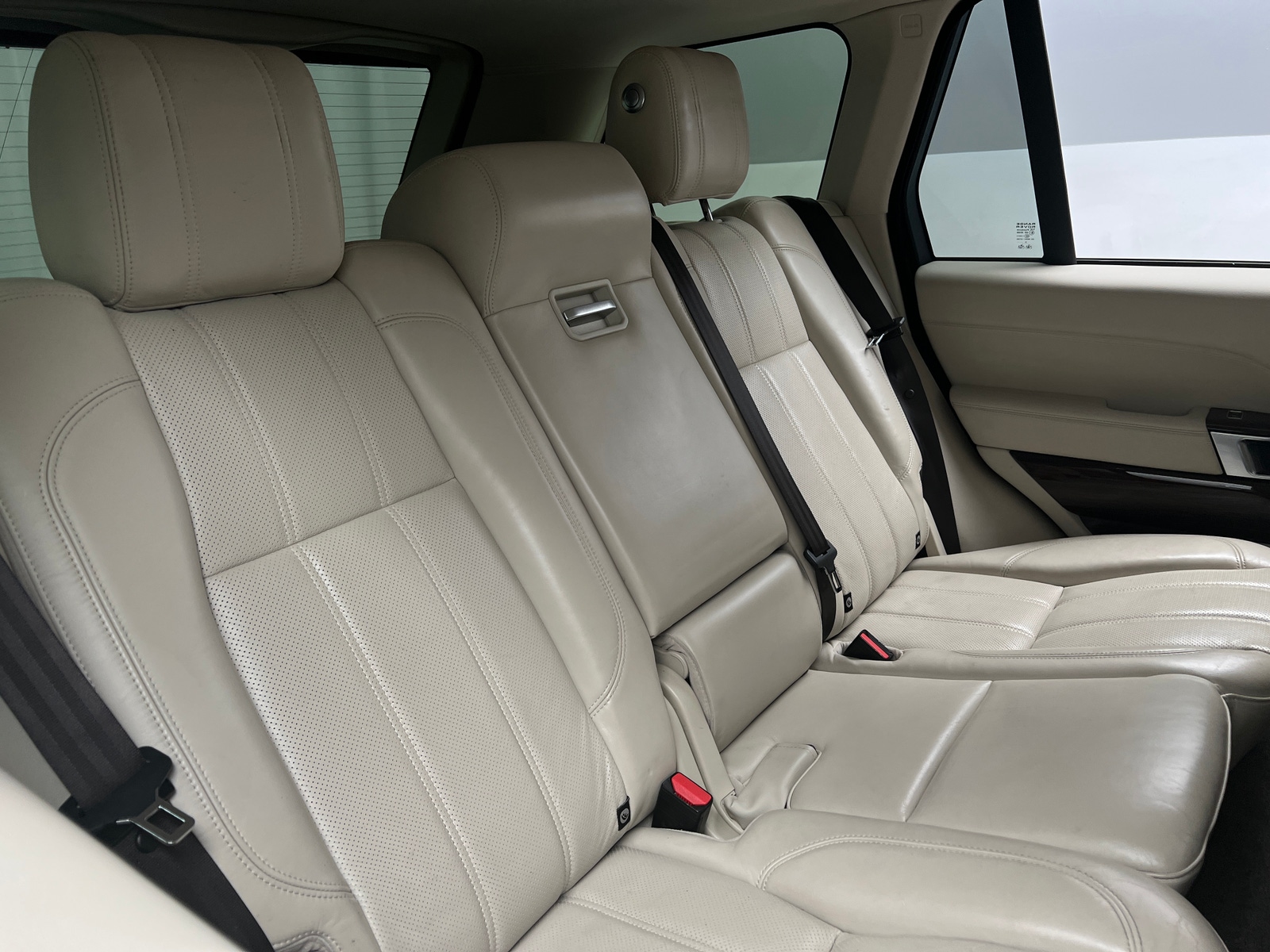 Thumbnail: 2016 Land Rover Range Rover - 5