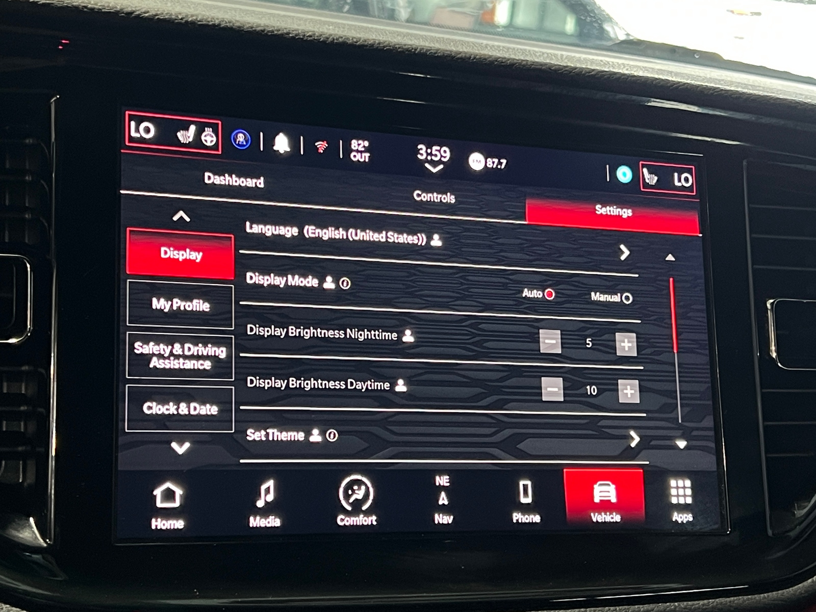 Thumbnail: 2022 Dodge Durango - 4