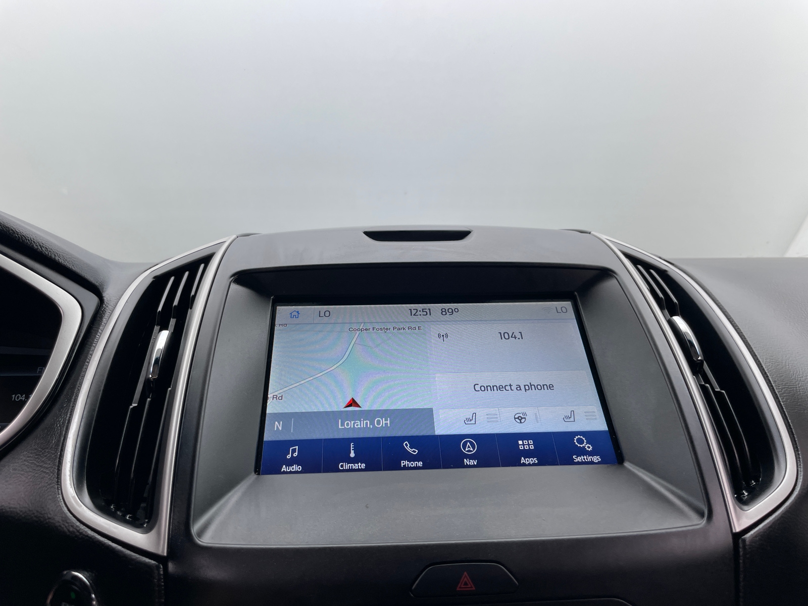 Thumbnail: 2019 Ford Edge - 4