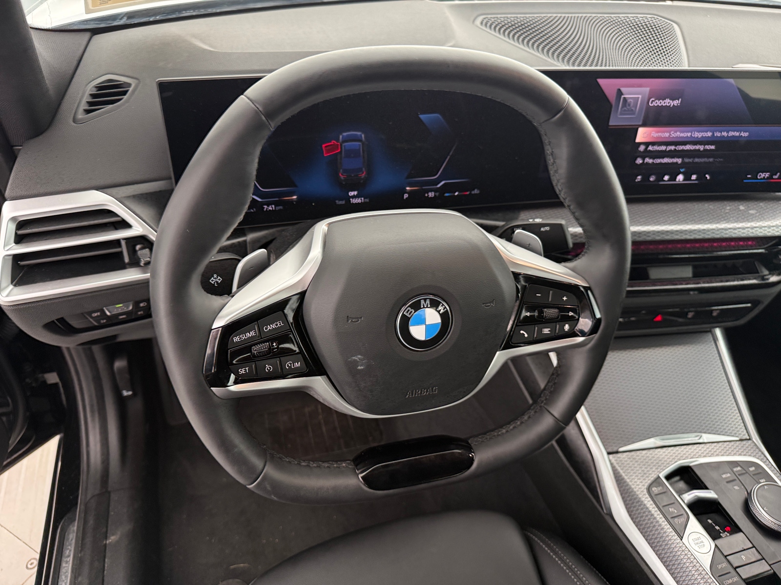 Thumbnail: 2026 BMW 3 Series - 4