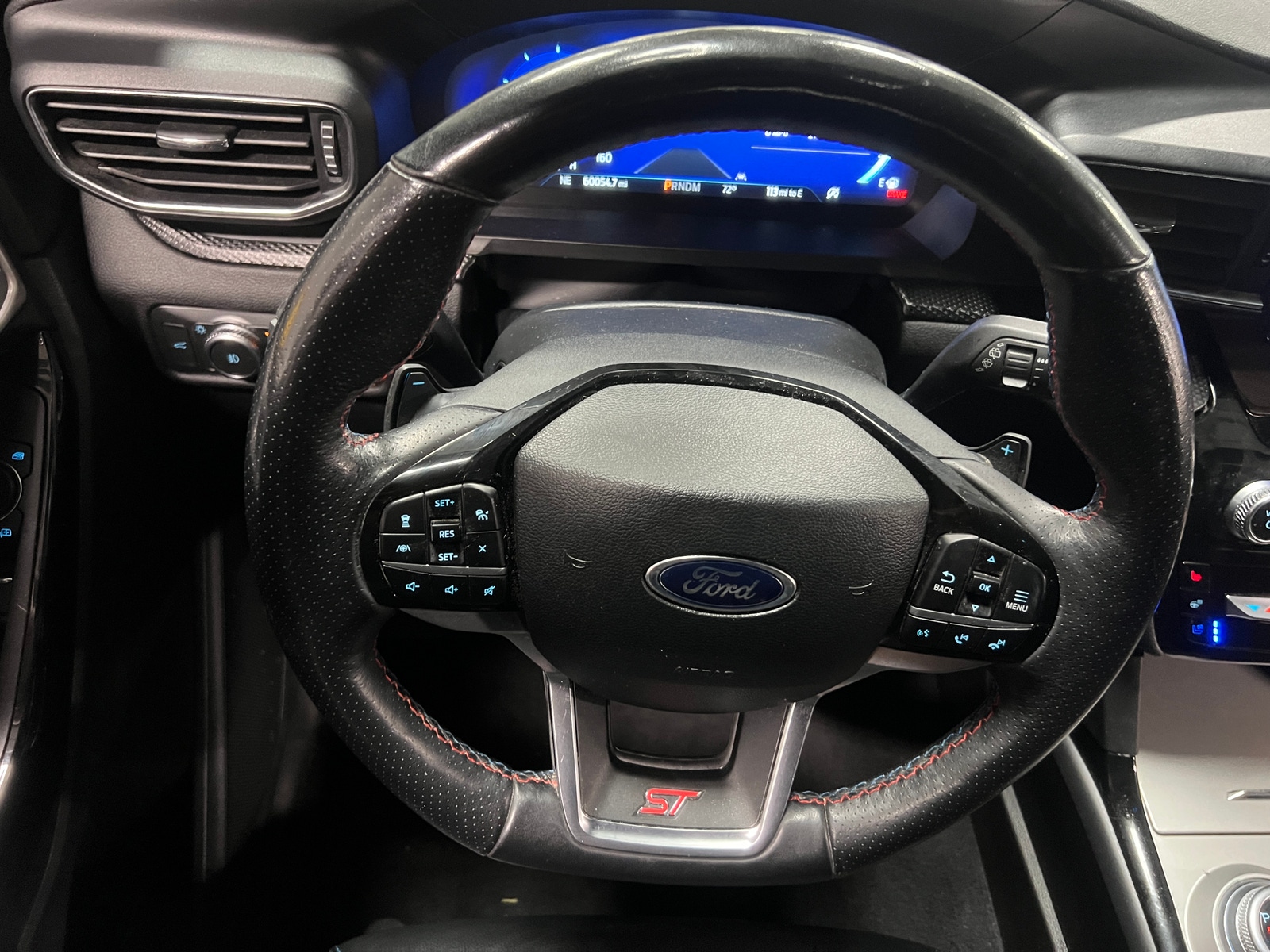 Thumbnail: 2022 Ford Explorer - 5