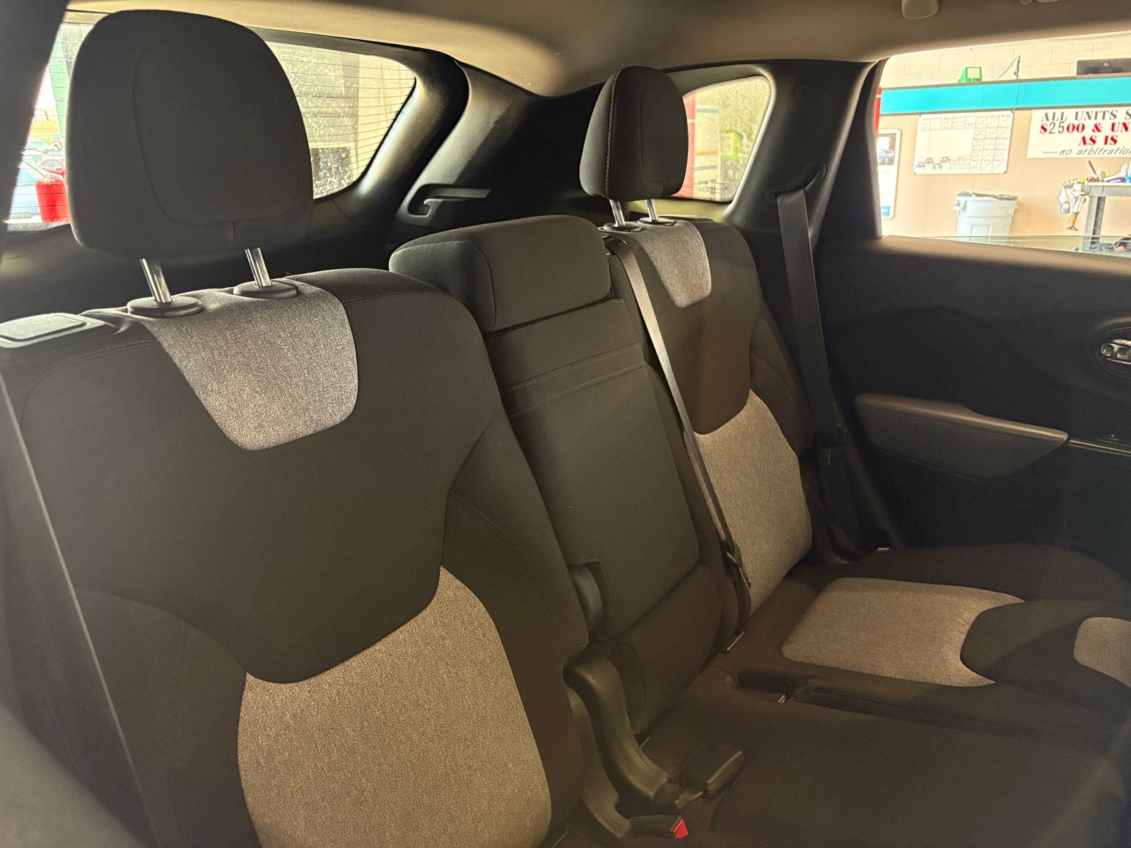 Thumbnail: 2014 Jeep Cherokee - 6