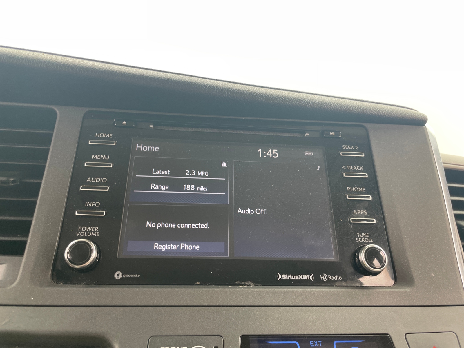 Thumbnail: 2018 Toyota Sienna - 3