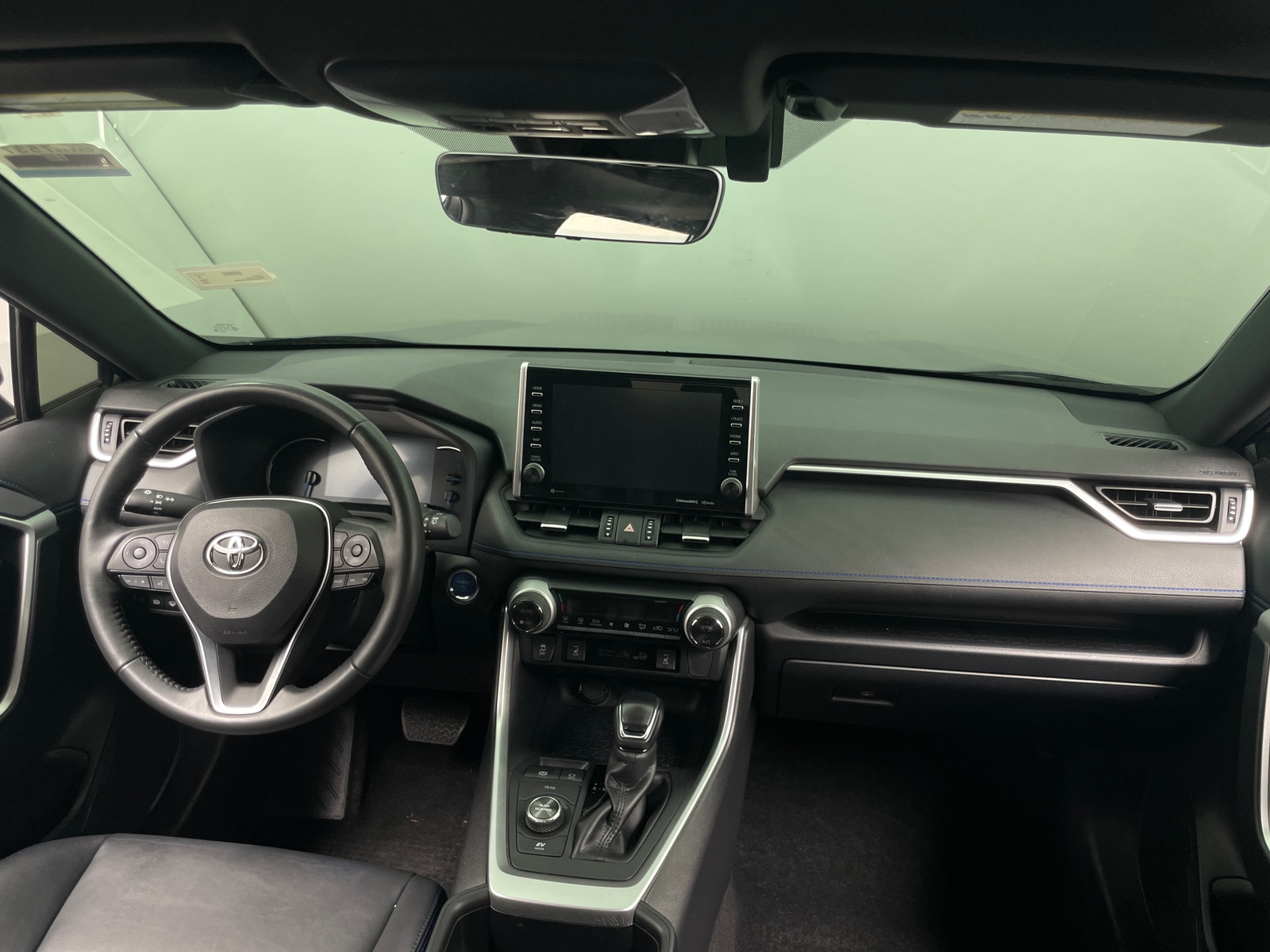 Thumbnail: 2022 Toyota RAV4 - 2