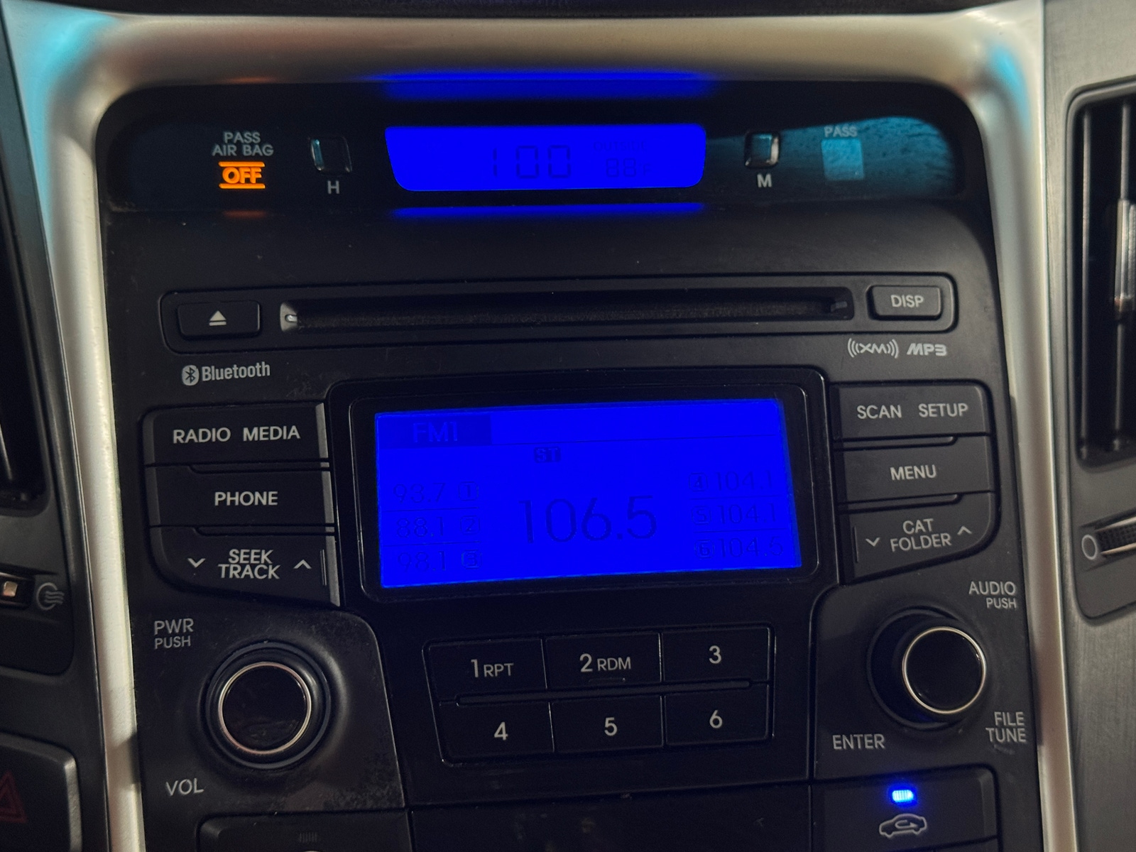 Thumbnail: 2012 Hyundai Sonata - 4