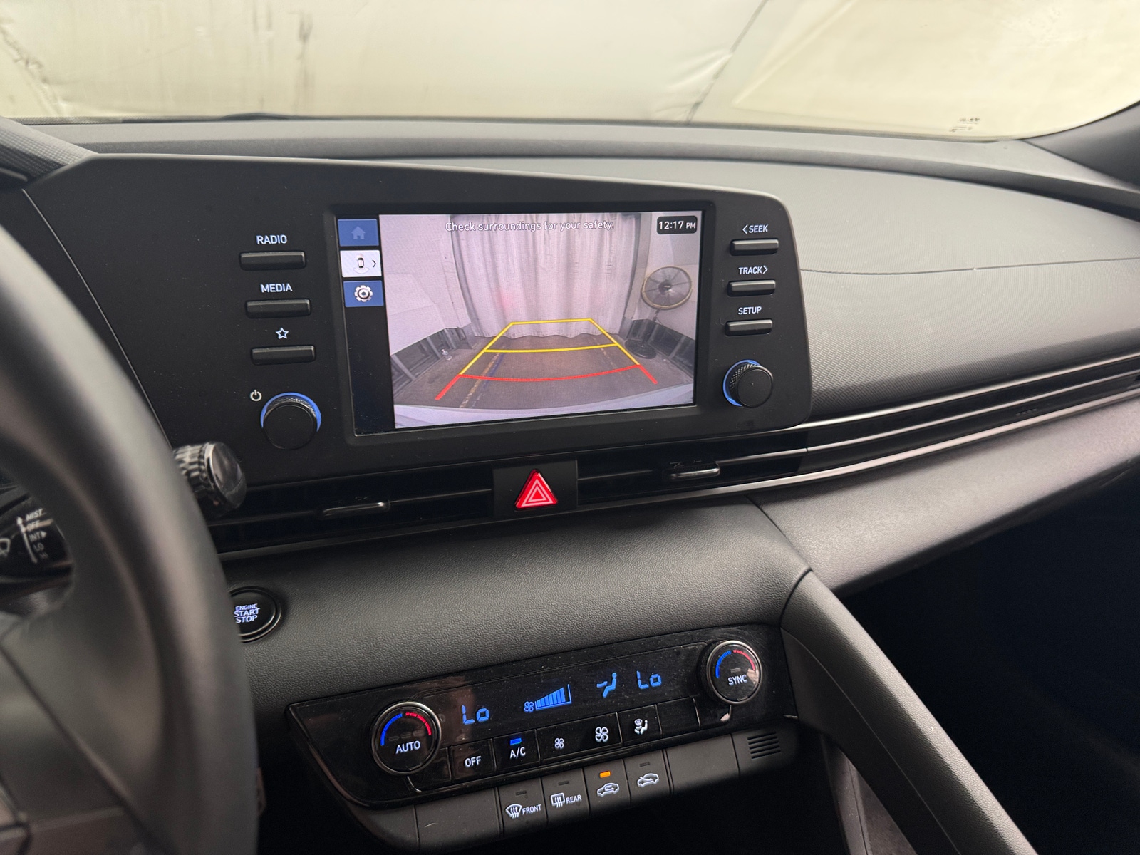 Thumbnail: 2025 Hyundai Elantra - 4