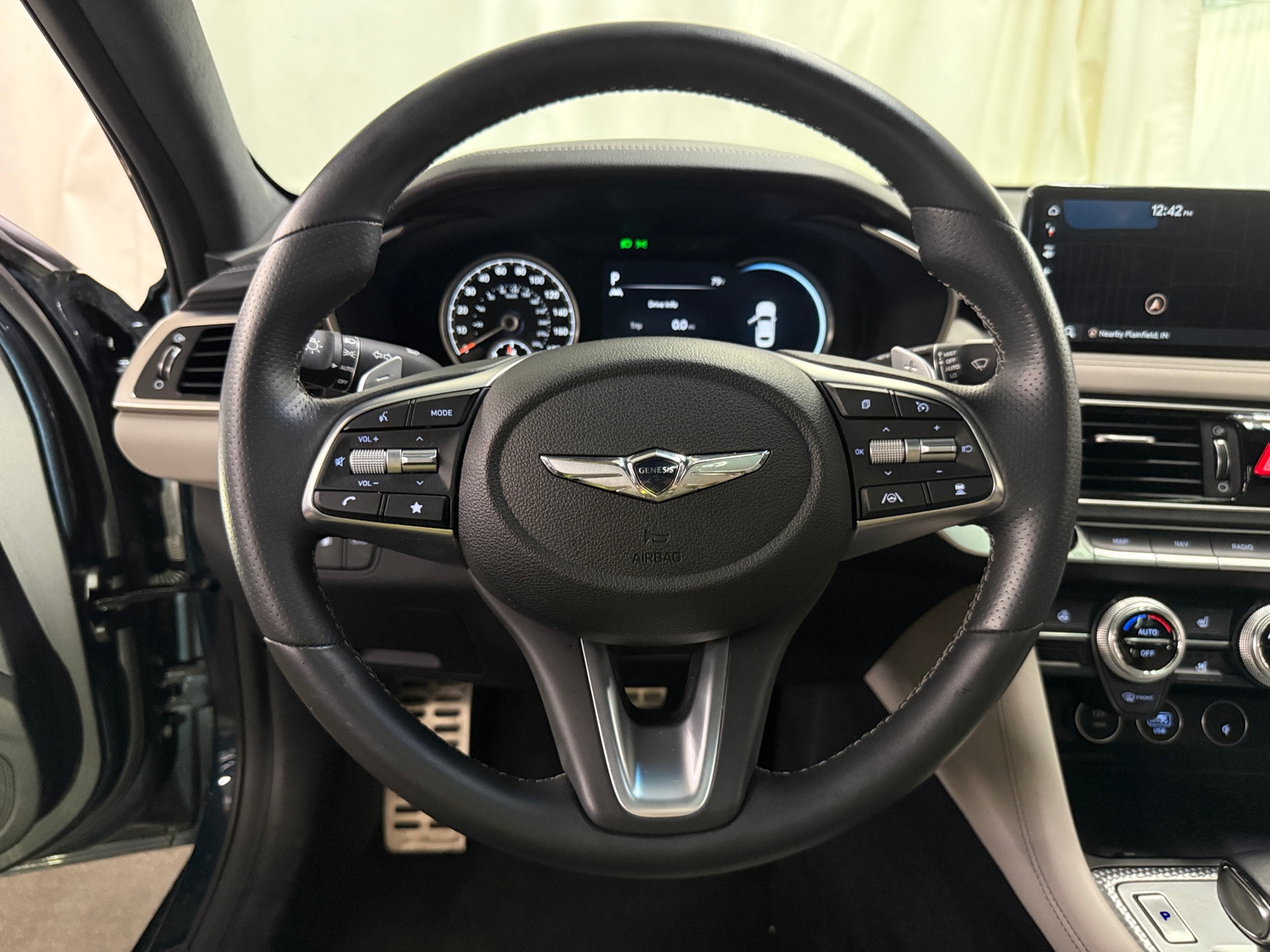 Thumbnail: 2022 Genesis G70 - 4