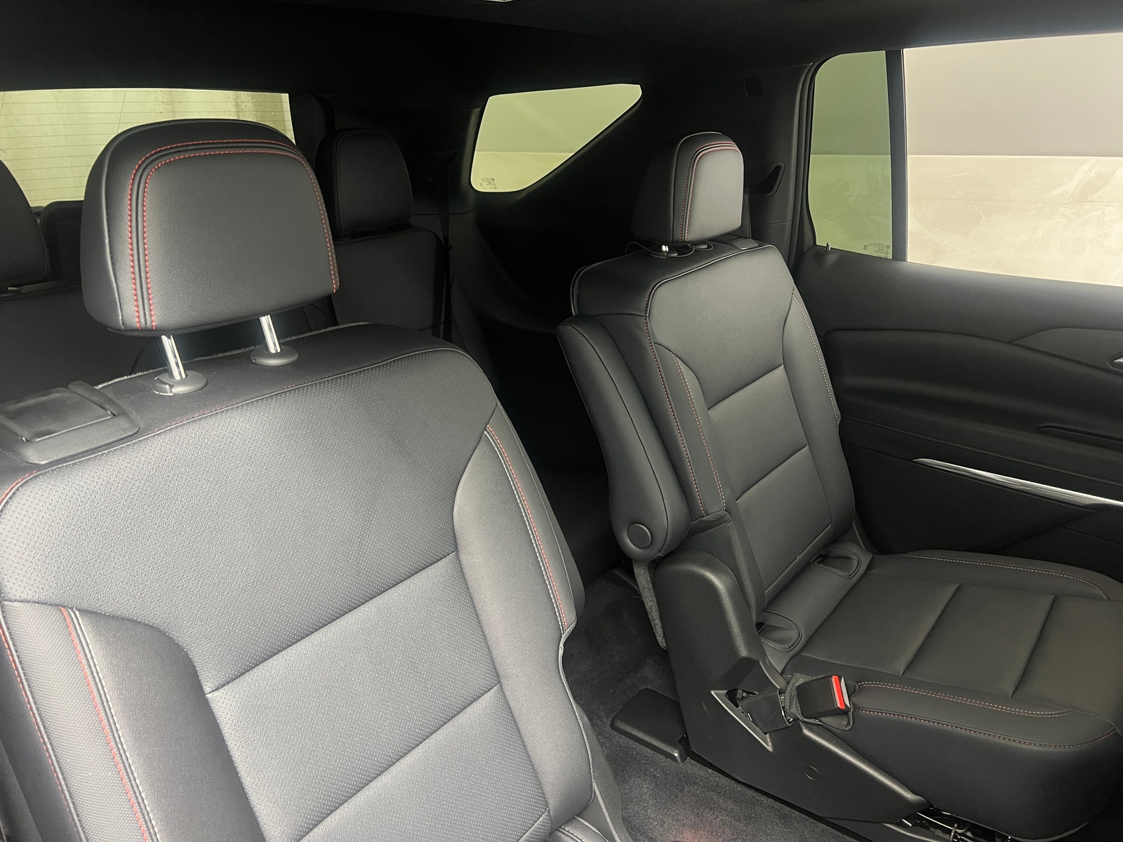 Thumbnail: 2026 Chevrolet Traverse - 5