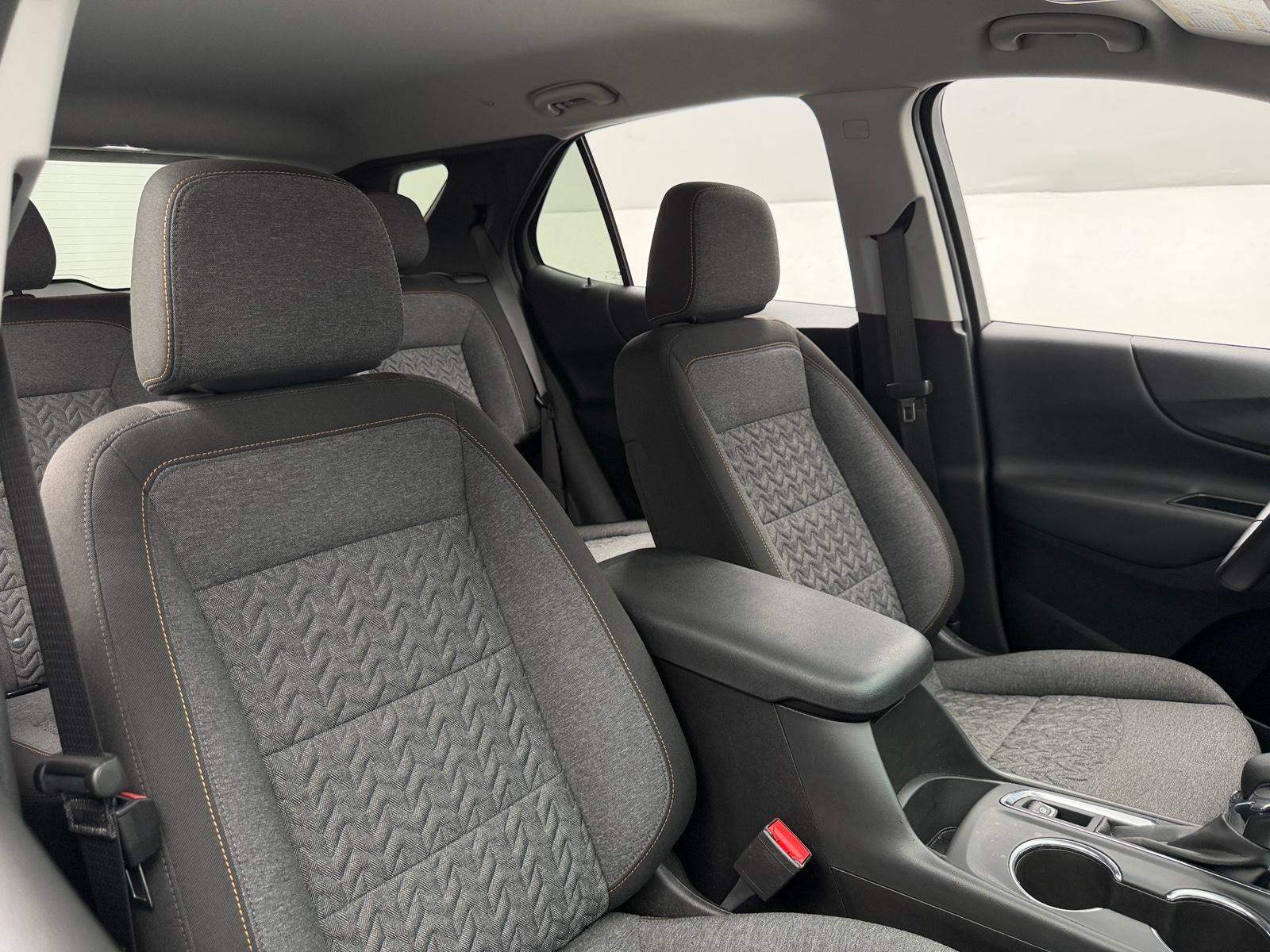 Thumbnail: 2022 Chevrolet Equinox - 2