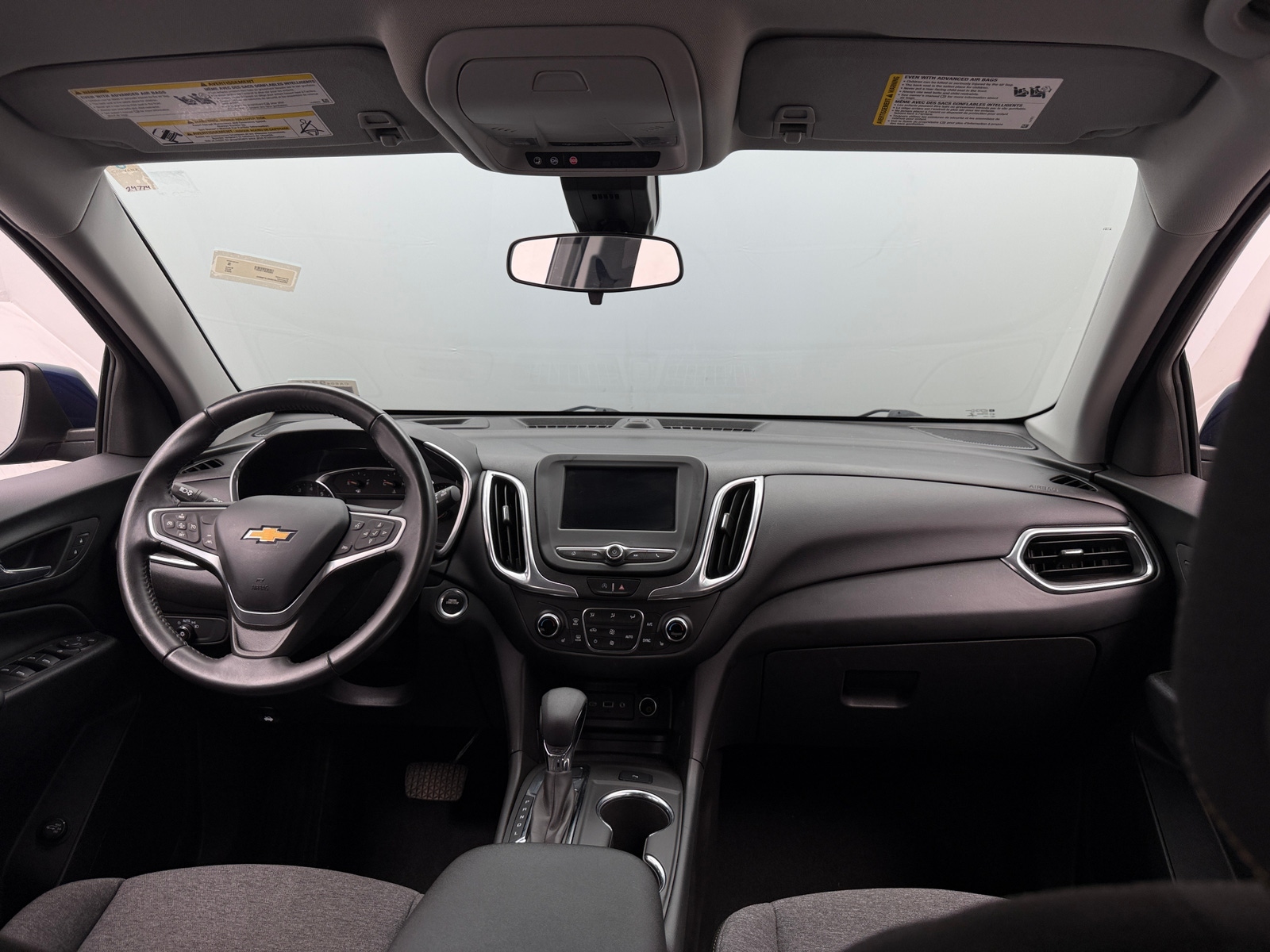 Thumbnail: 2022 Chevrolet Equinox - 3