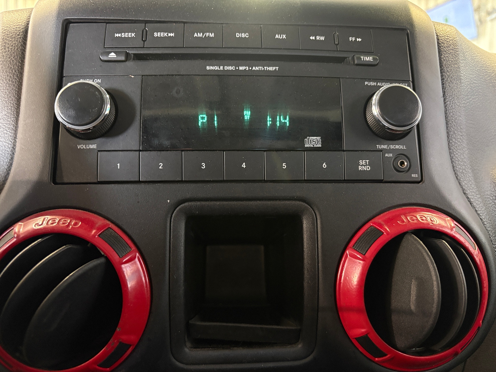 Thumbnail: 2016 Jeep Wrangler - 3