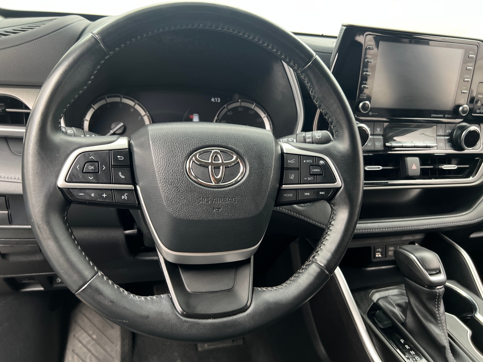 Thumbnail: 2022 Toyota Highlander - 5