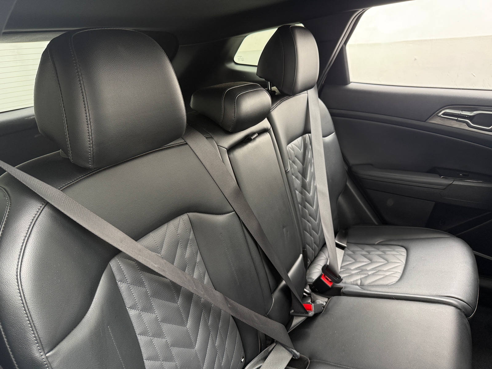 Thumbnail: 2023 Kia Sportage - 5