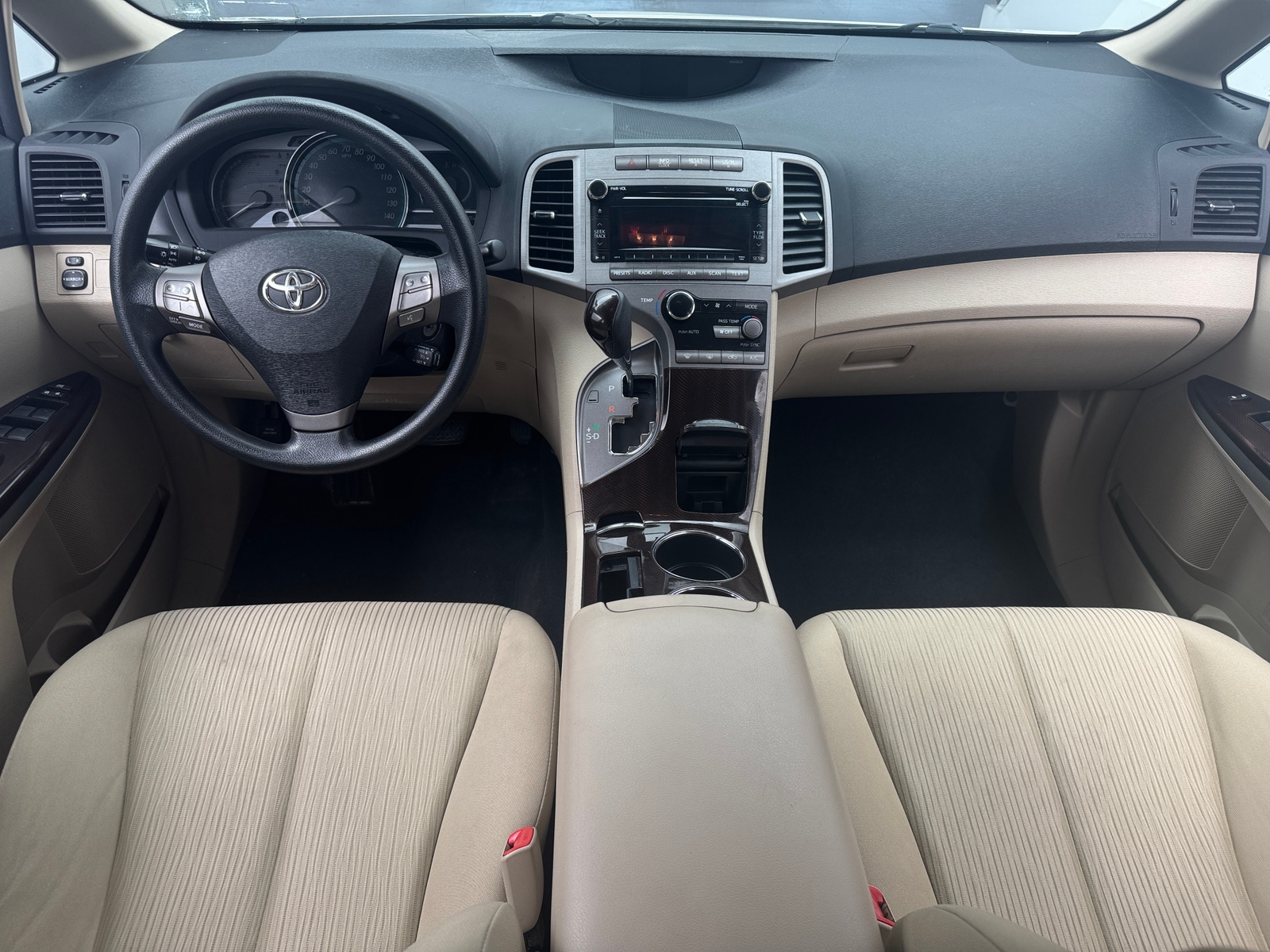 Thumbnail: 2012 Toyota Venza - 3