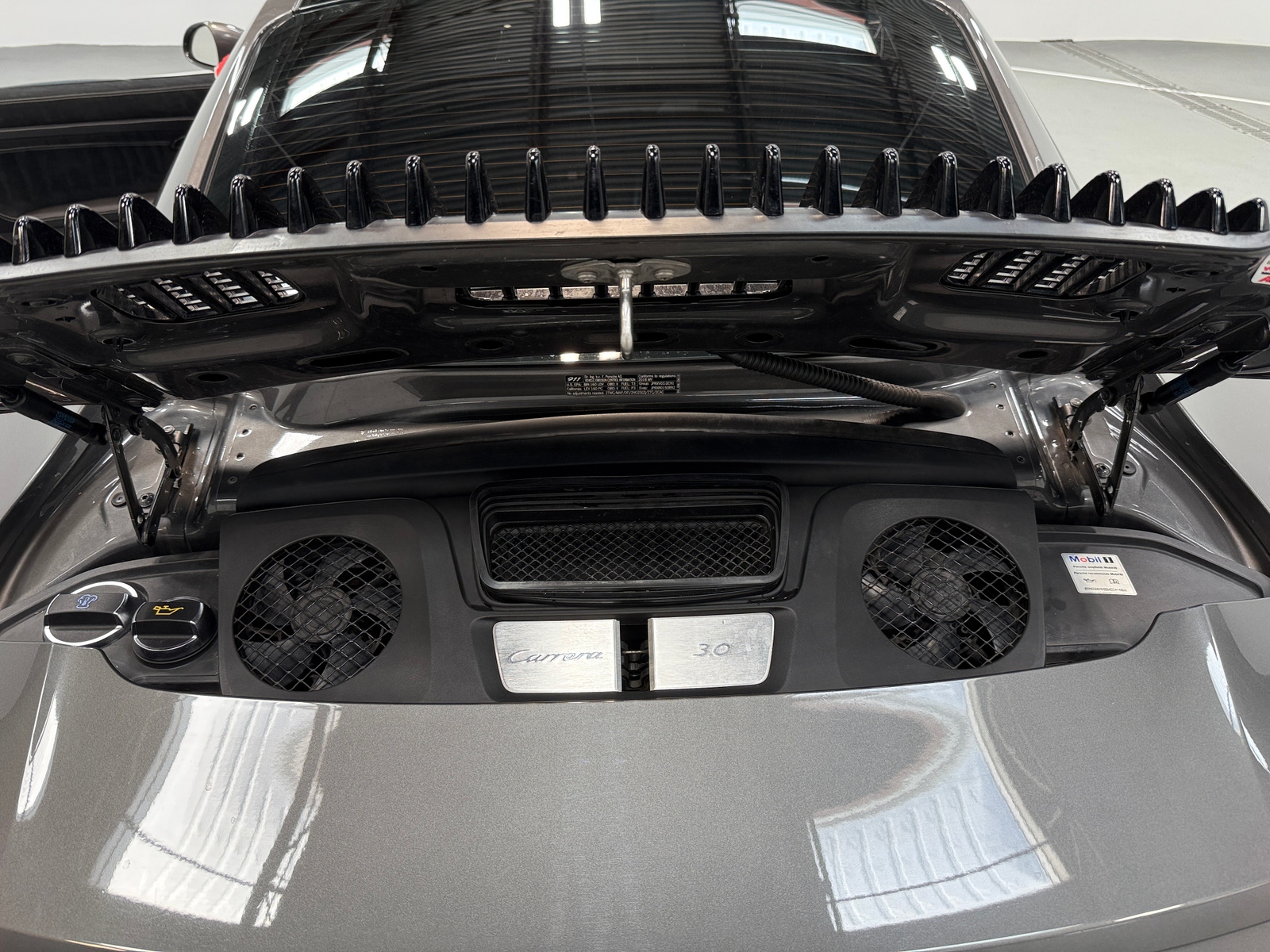 Thumbnail: 2018 Porsche 911 - 5