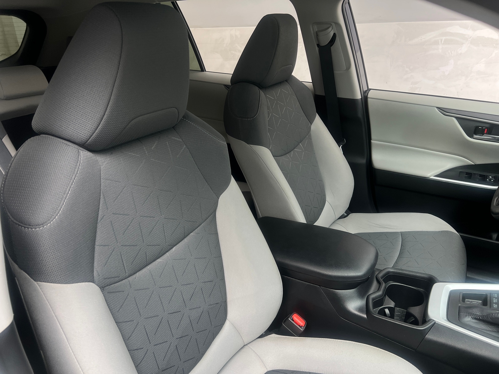 Thumbnail: 2021 Toyota RAV4 - 2