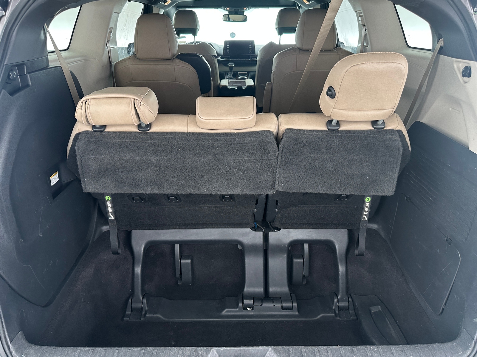 Thumbnail: 2021 Toyota Sienna - 6