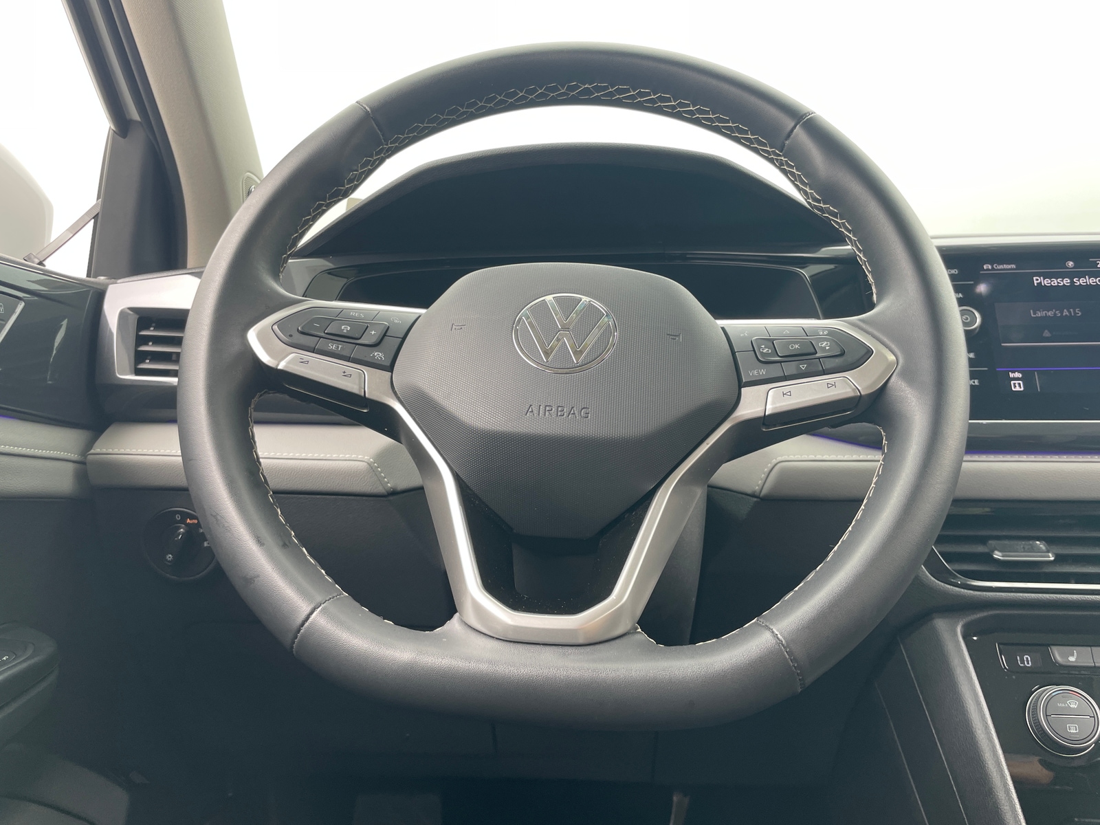 Thumbnail: 2024 Volkswagen Taos - 4