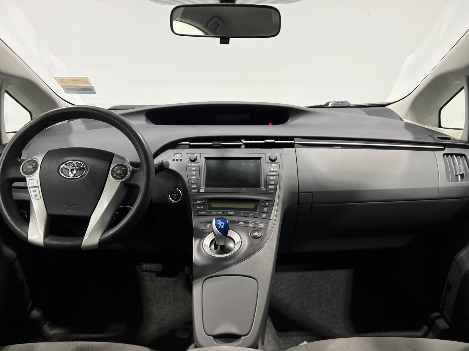 Thumbnail: 2011 Toyota Prius - 3