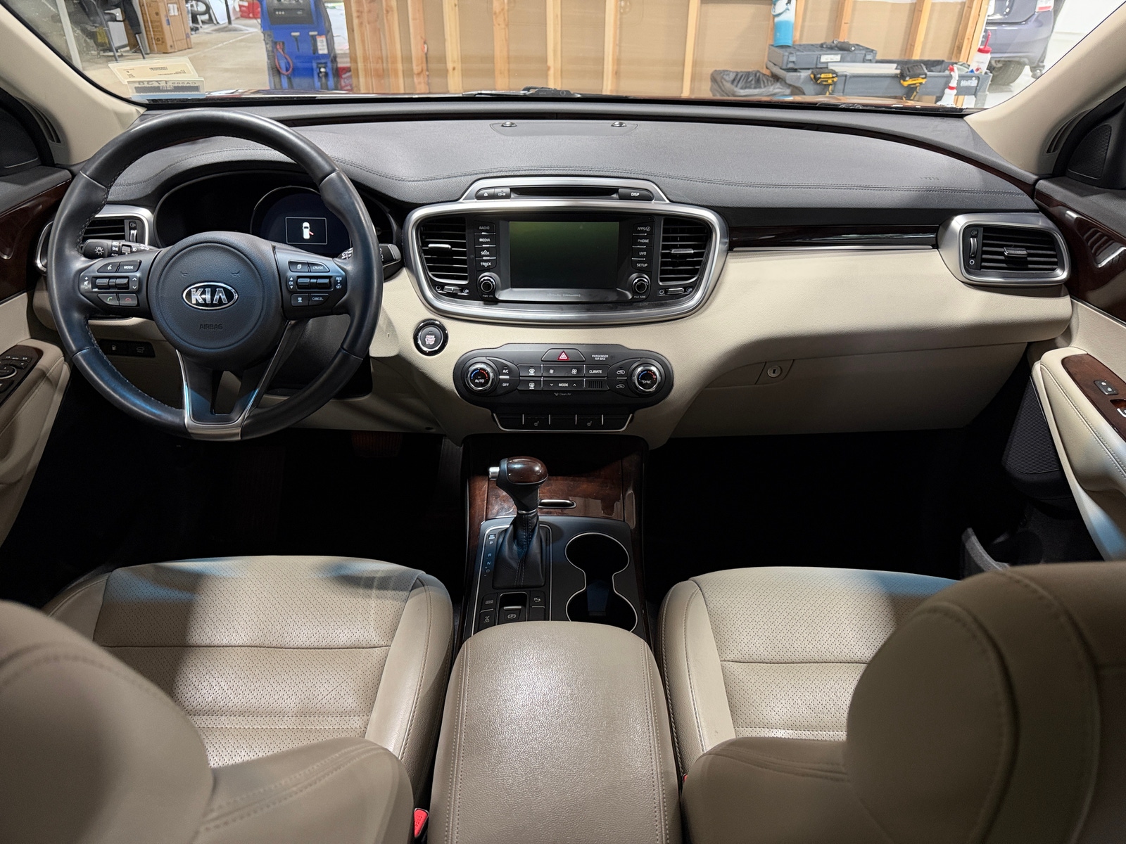 Thumbnail: 2018 Kia Sorento - 2