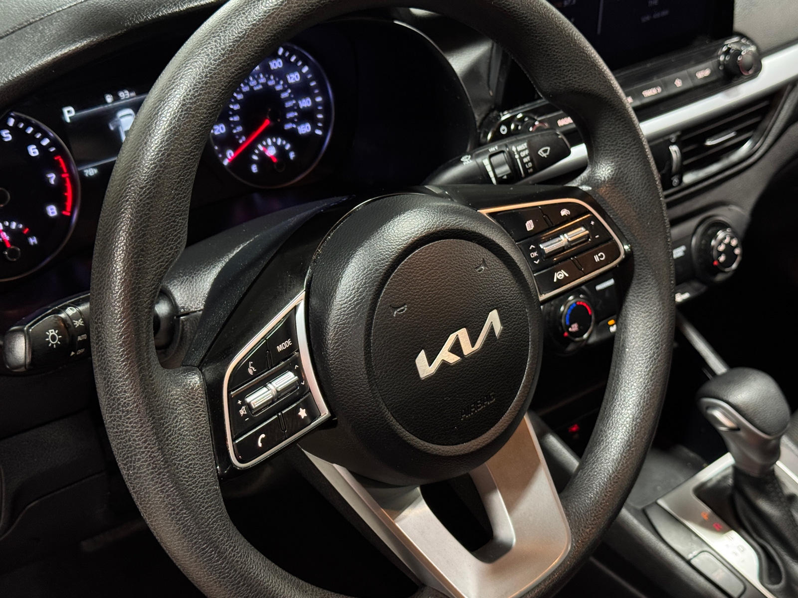 Thumbnail: 2023 Kia Forte - 5