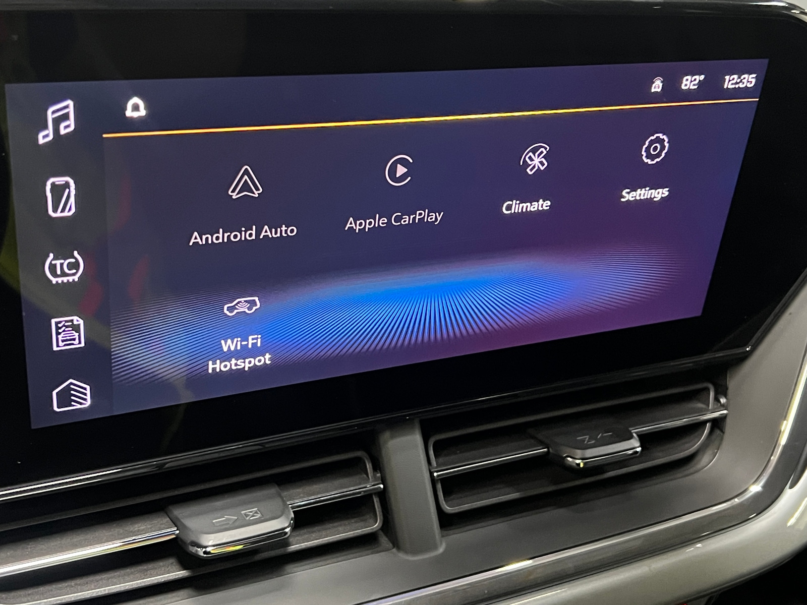 Thumbnail: 2025 Chevrolet Trax - 4