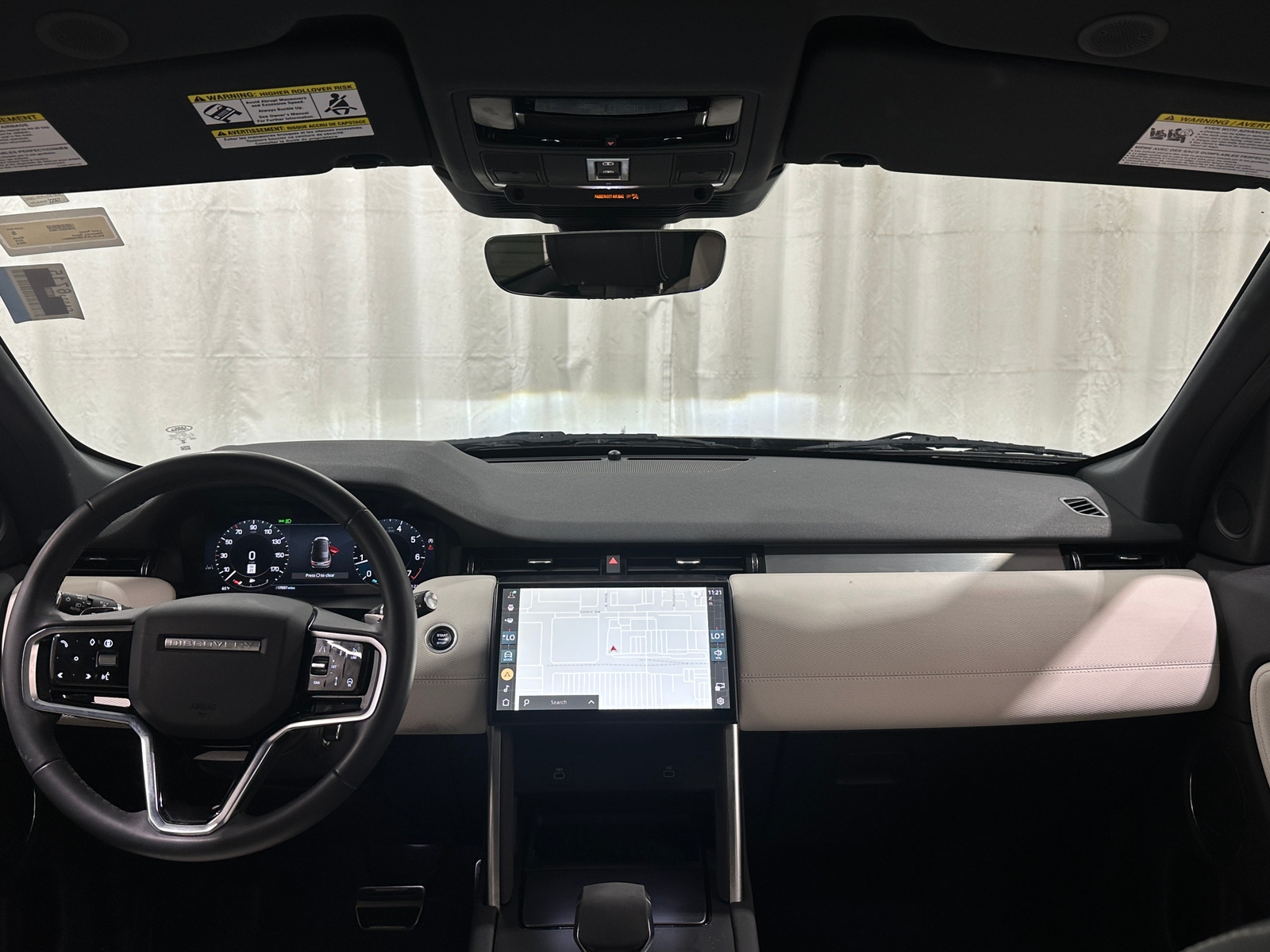 Thumbnail: 2024 Land Rover Discovery Sport - 2