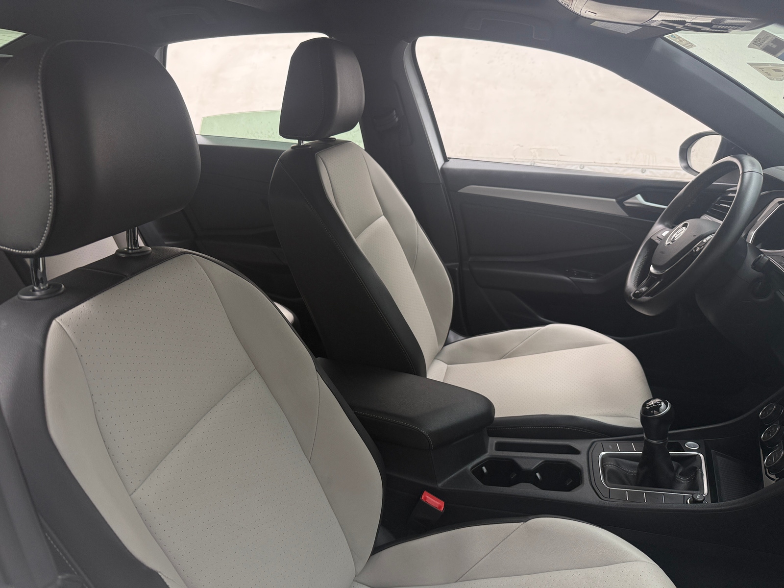 Thumbnail: 2020 Volkswagen Jetta - 6