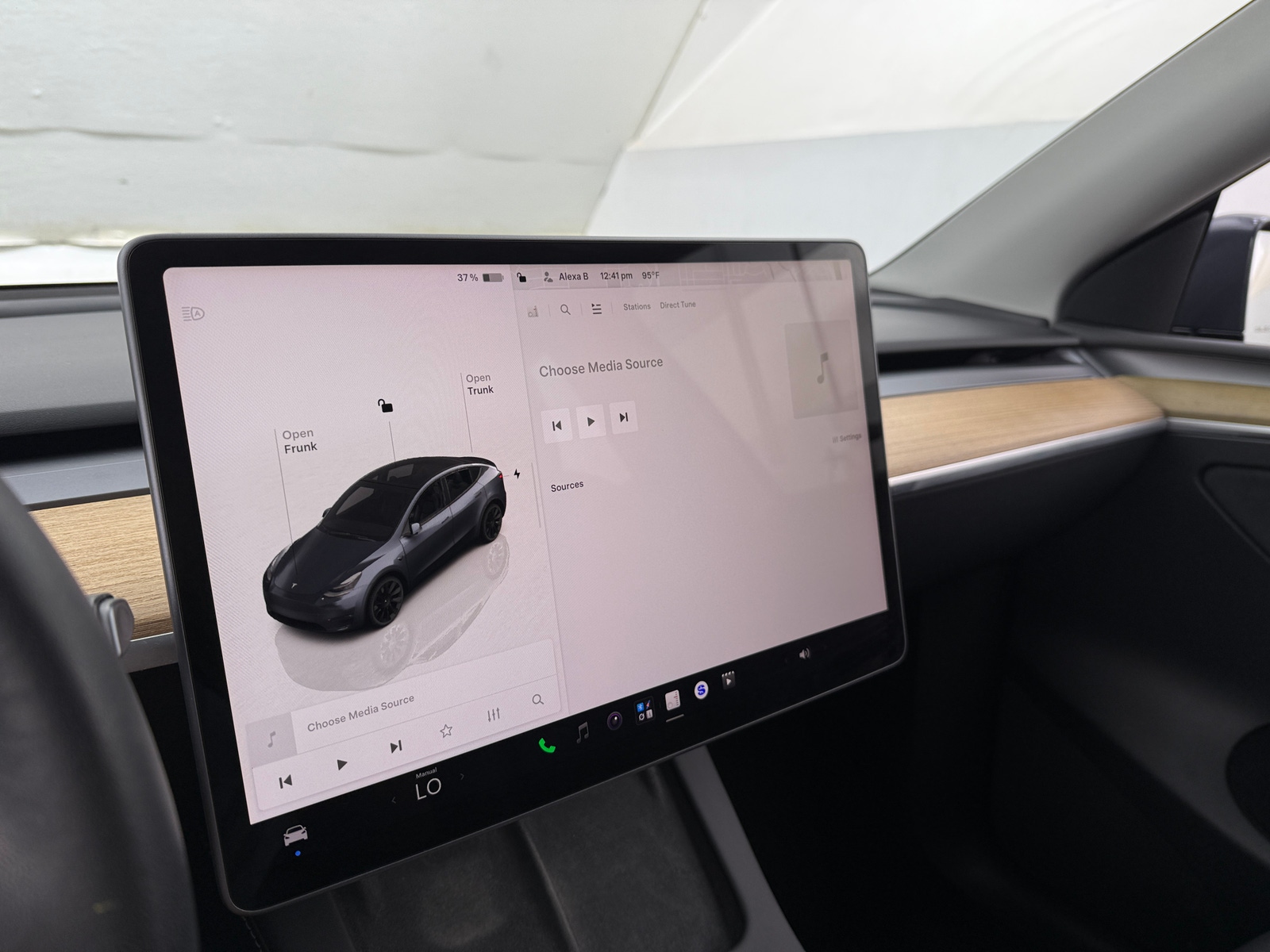 Thumbnail: 2023 Tesla Model Y - 3