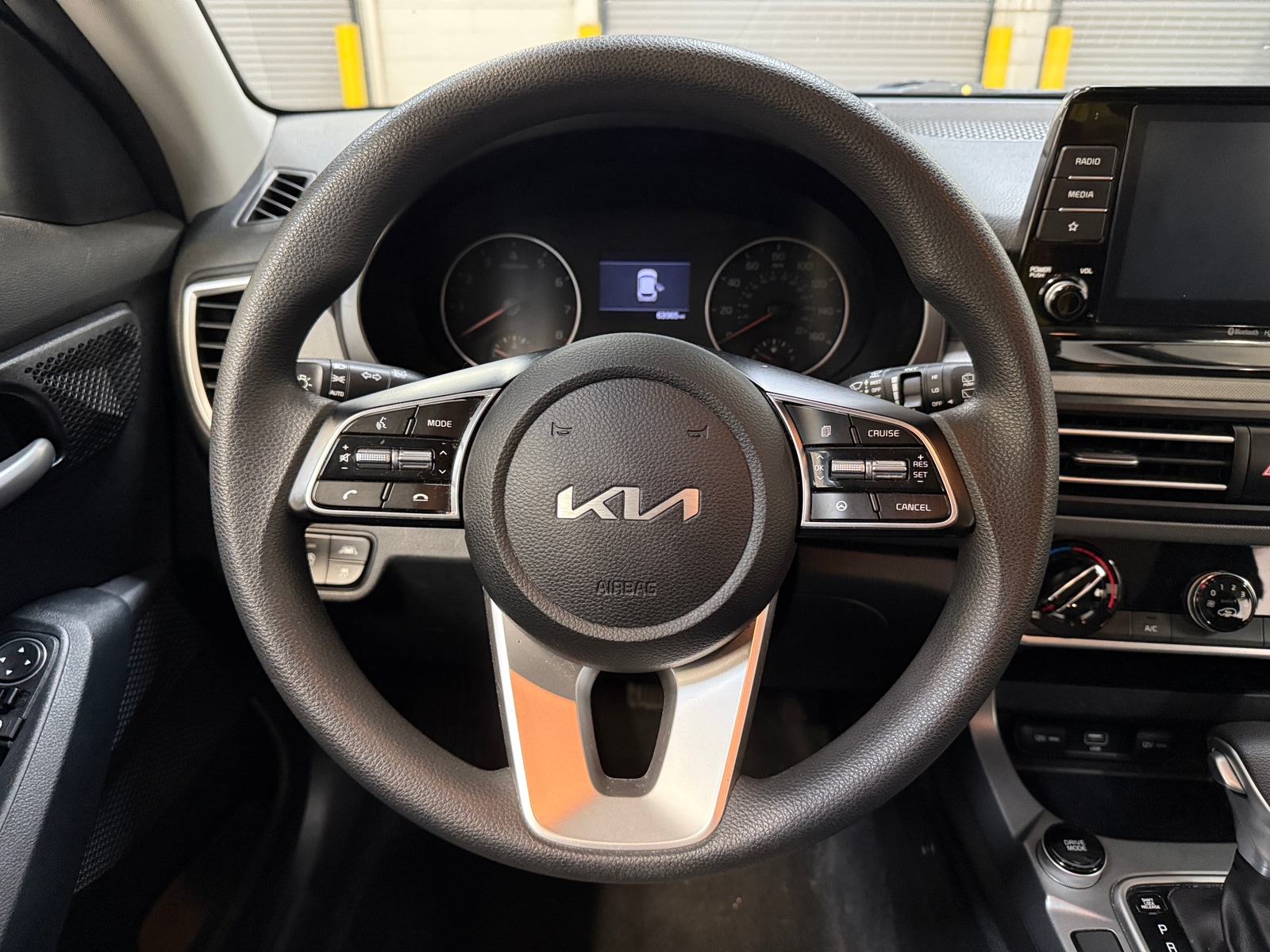 Thumbnail: 2022 Kia Seltos - 5